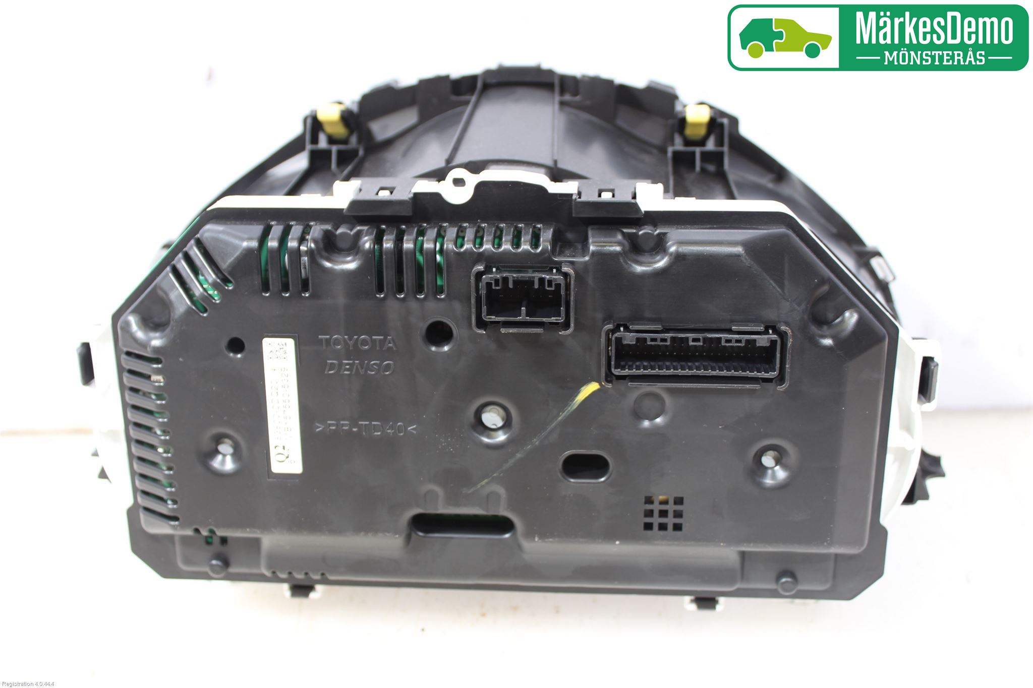 Toyota YARIS XP130 12-14 Instrument Hast