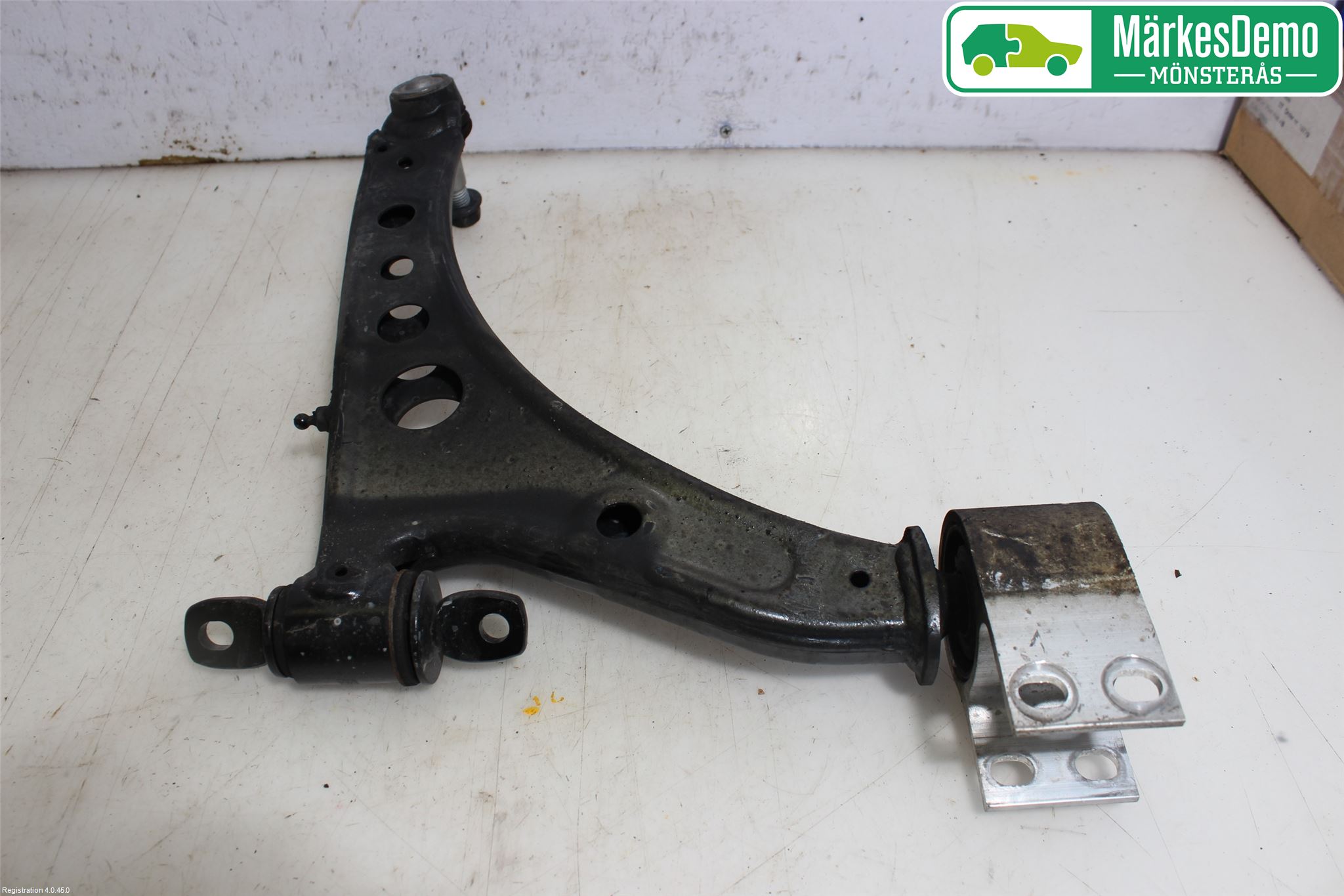 Opel INSIGNIA 17- Bärarm Fram Undre Vä