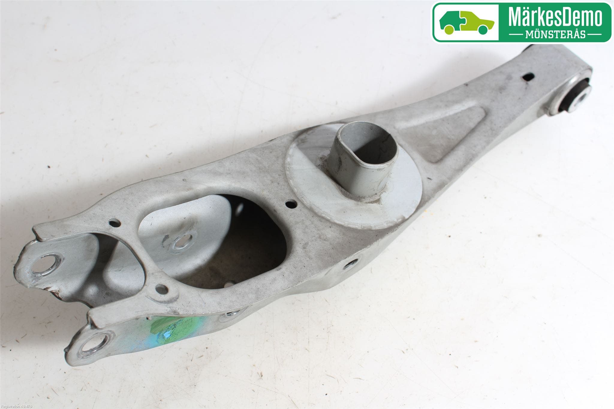 Opel INSIGNIA 17- Bärarm Bak Vänster