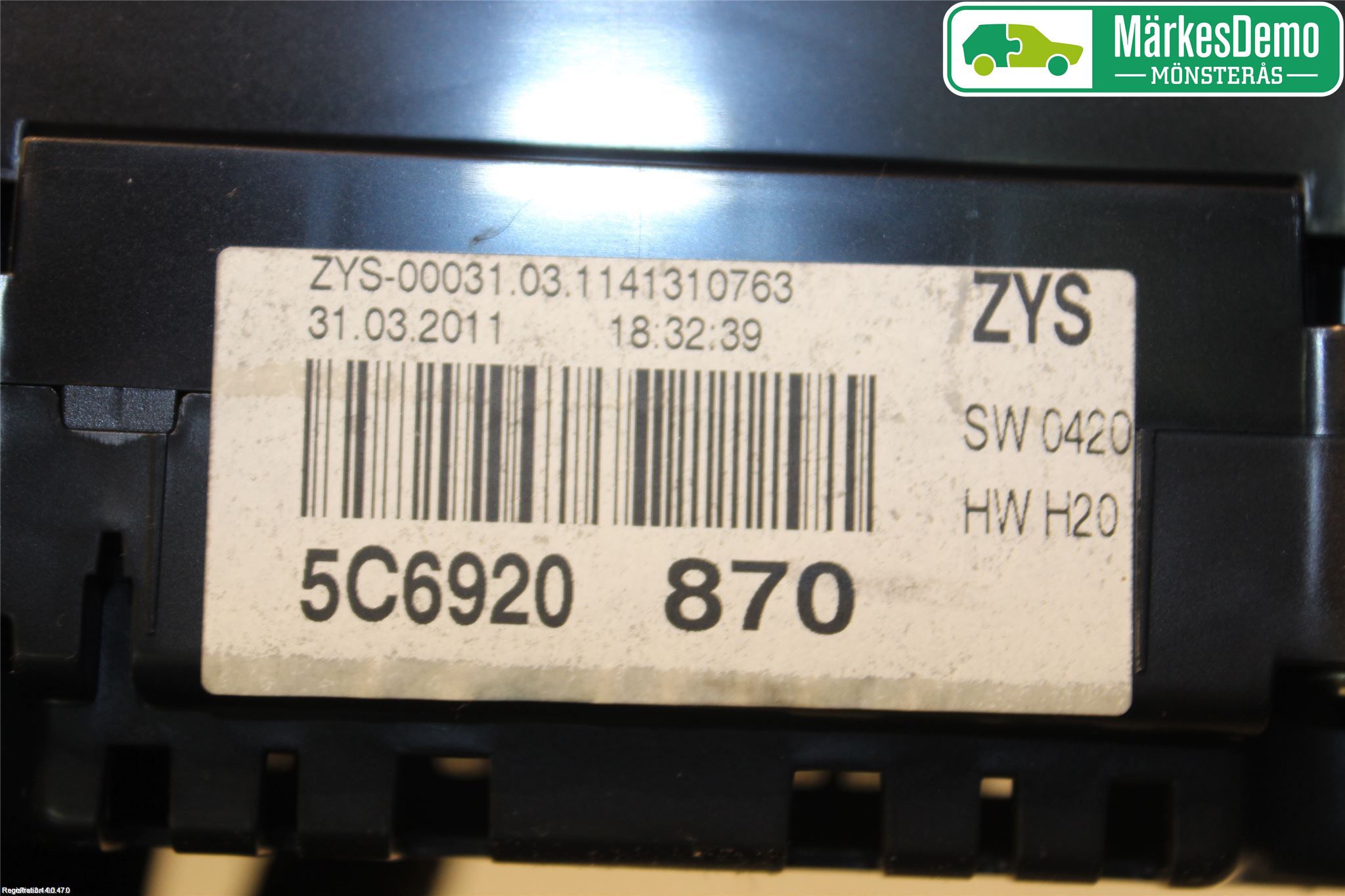 Volkswagen VW JETTA VI 11- Instrument Komb