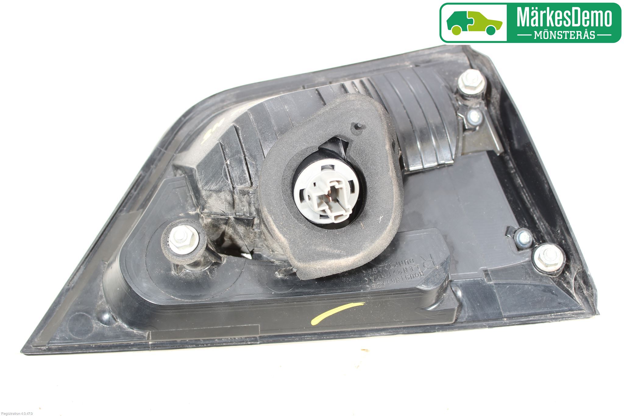 Mitsubishi OUTLANDER 07-12 Bakljus Lucka Hö