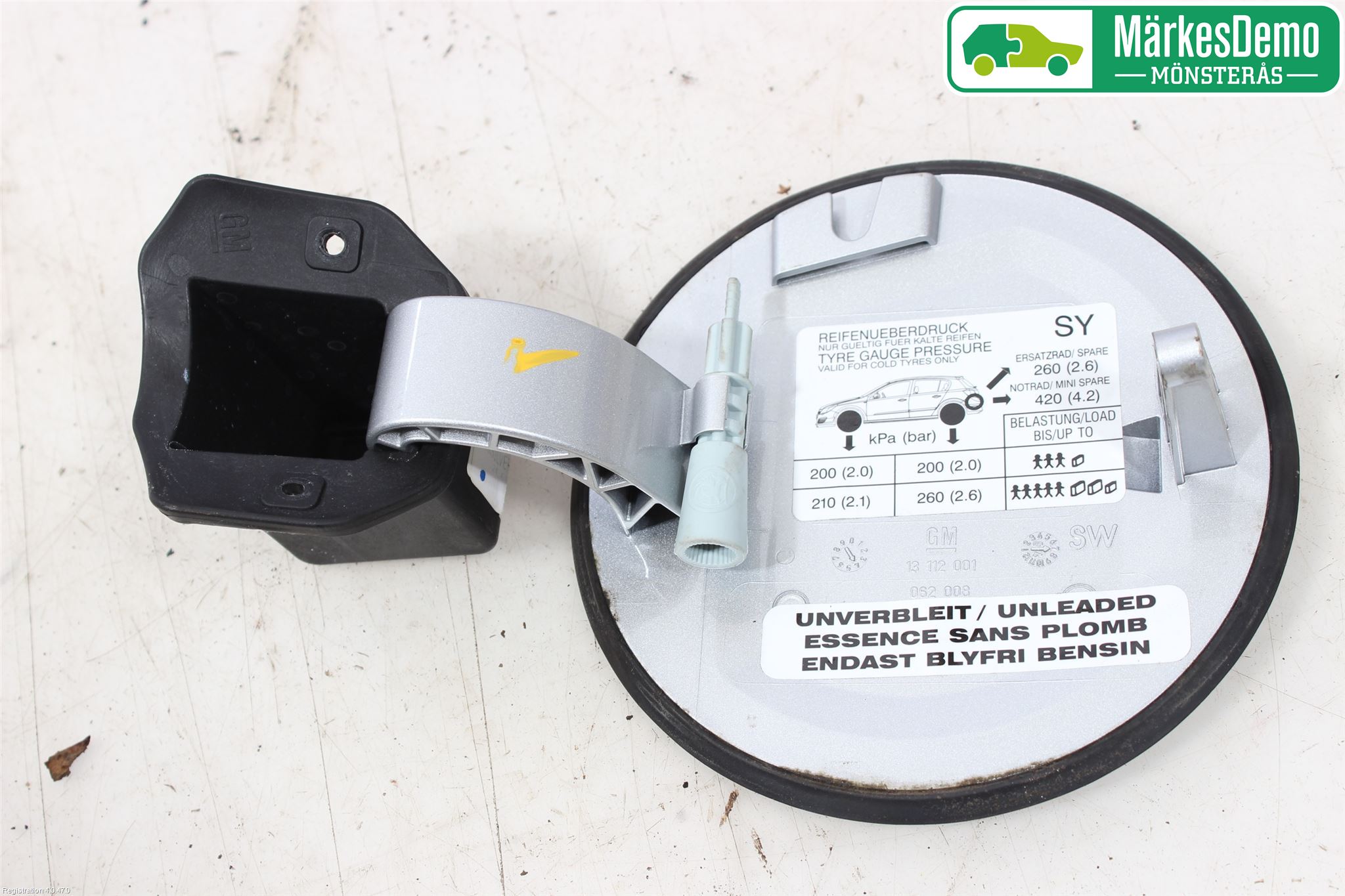 Opel ASTRA H 04-12 Tanklucka