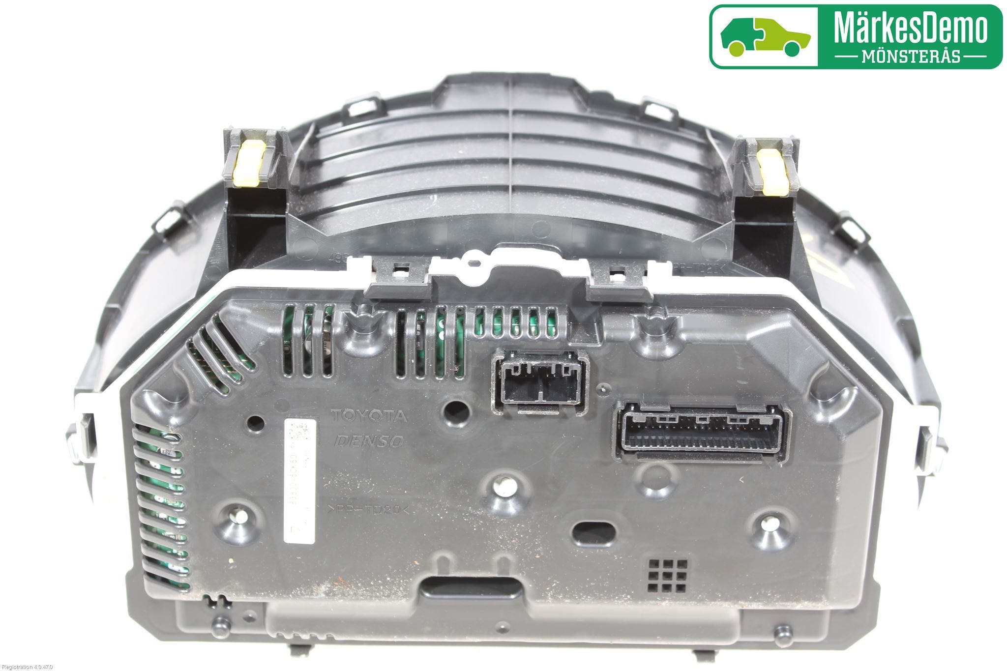 Toyota VERSO-S 11-16 Instrument Komb