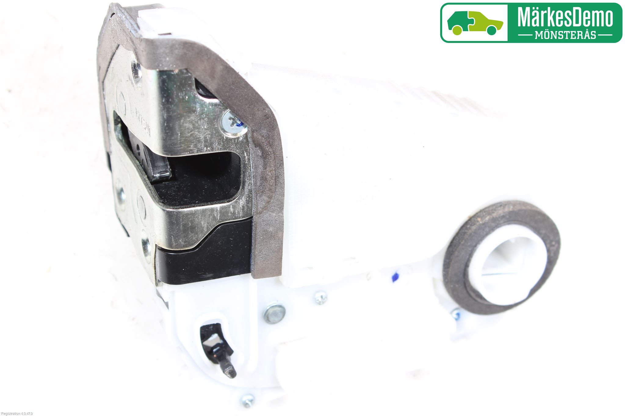 Toyota VERSO-S 11-16 Låskista-Dörrlås