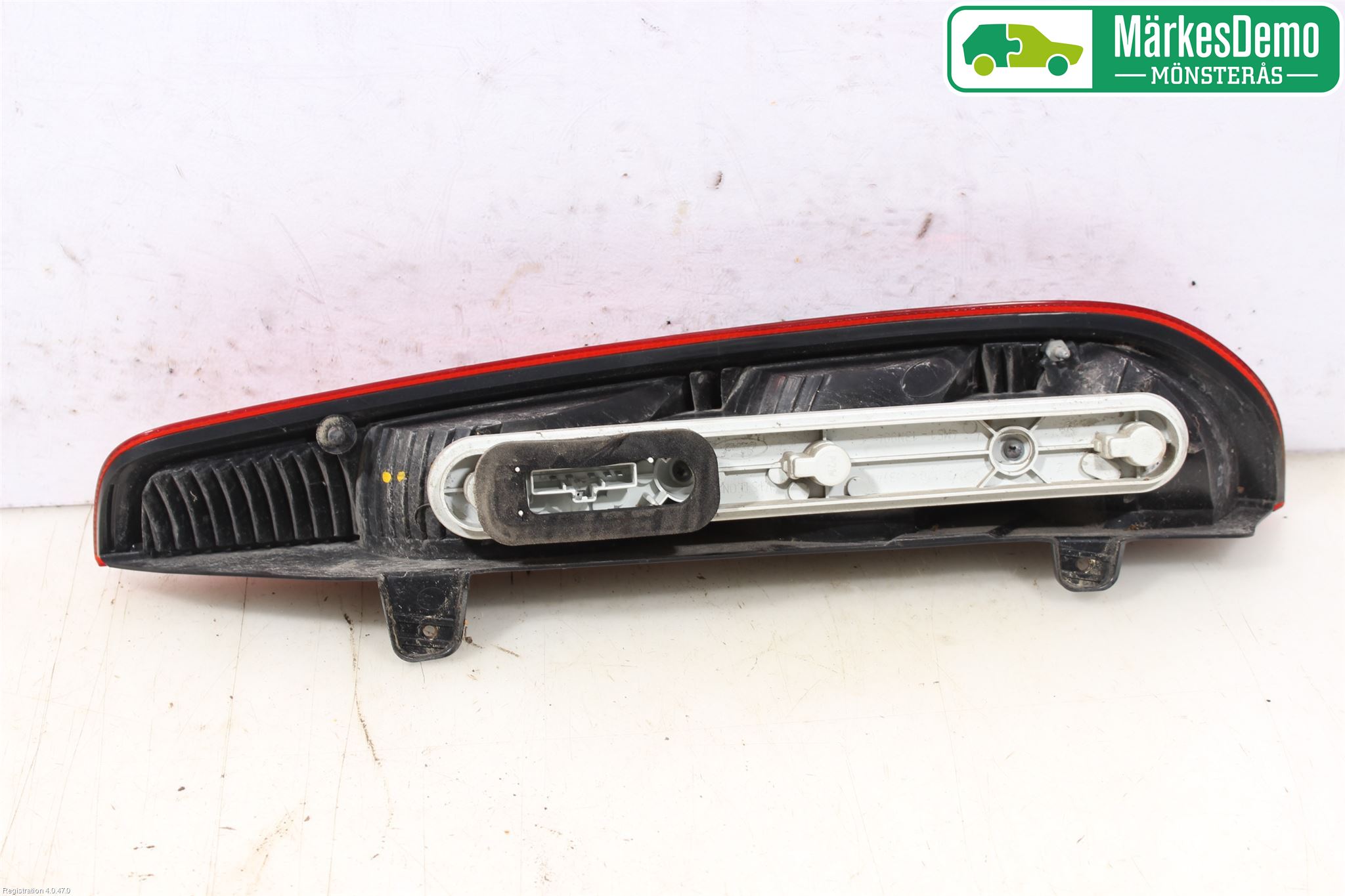 Ford FOCUS     04-07 Bakljus Vänster