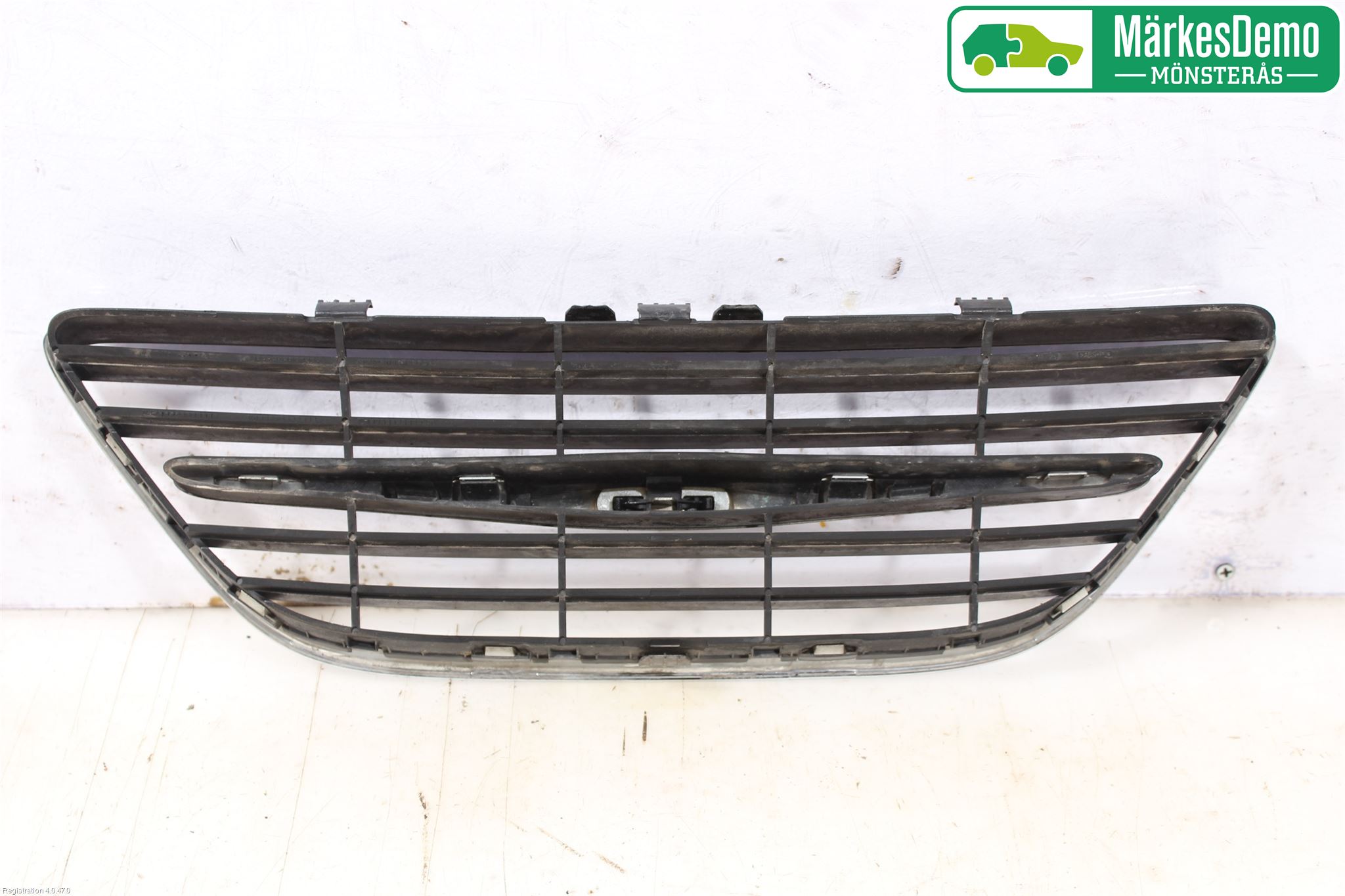 Saab 9-3 VER 2 Grilldel Mitt