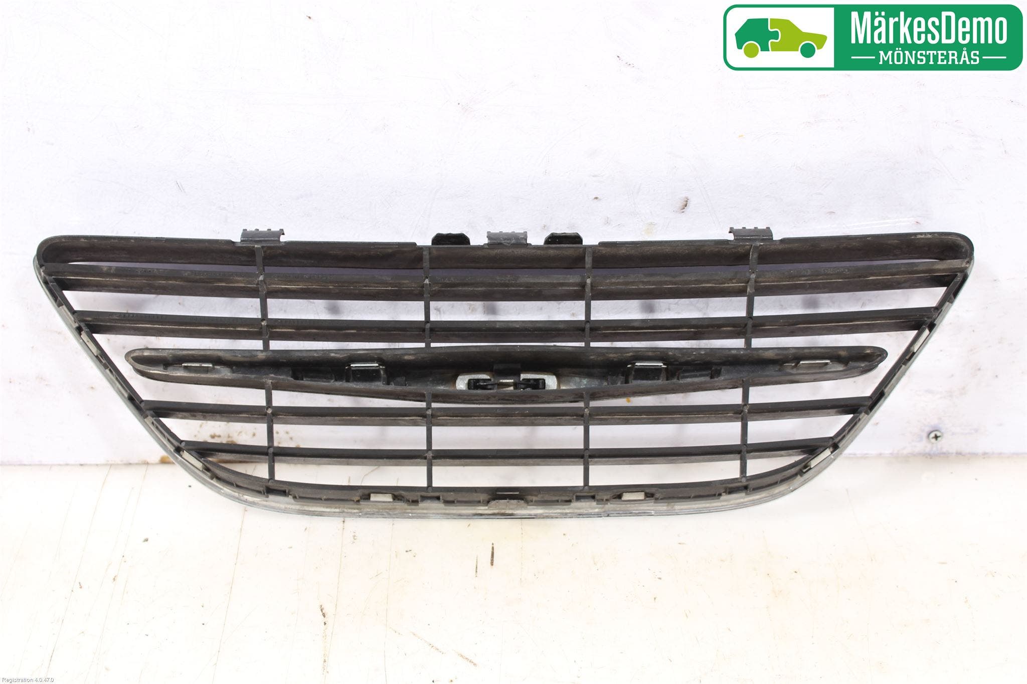 Saab 9-3 VER 2 Grilldel Mitt