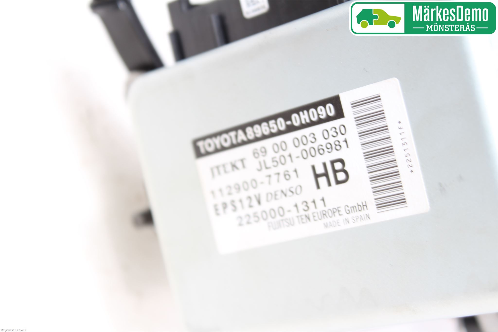 Toyota AYGO 15-21 Rattaxelagg Med Inb Servo