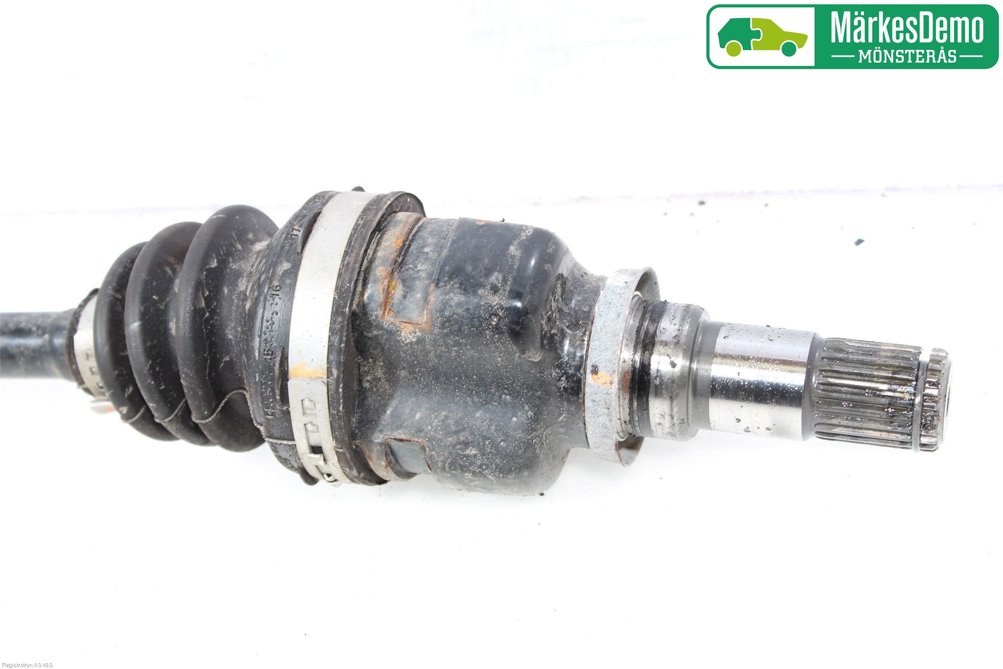 Toyota AYGO 15-21 Drivaxel Fram Vänster