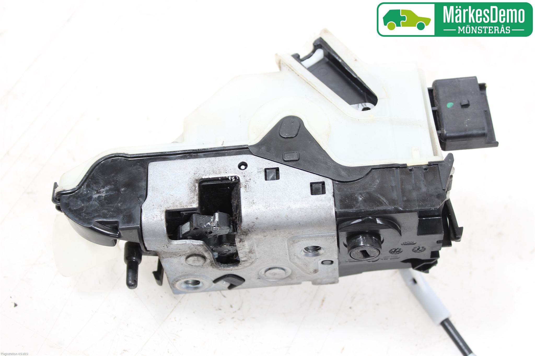 Peugeot 2008 13-20 Låskista-Dörrlås