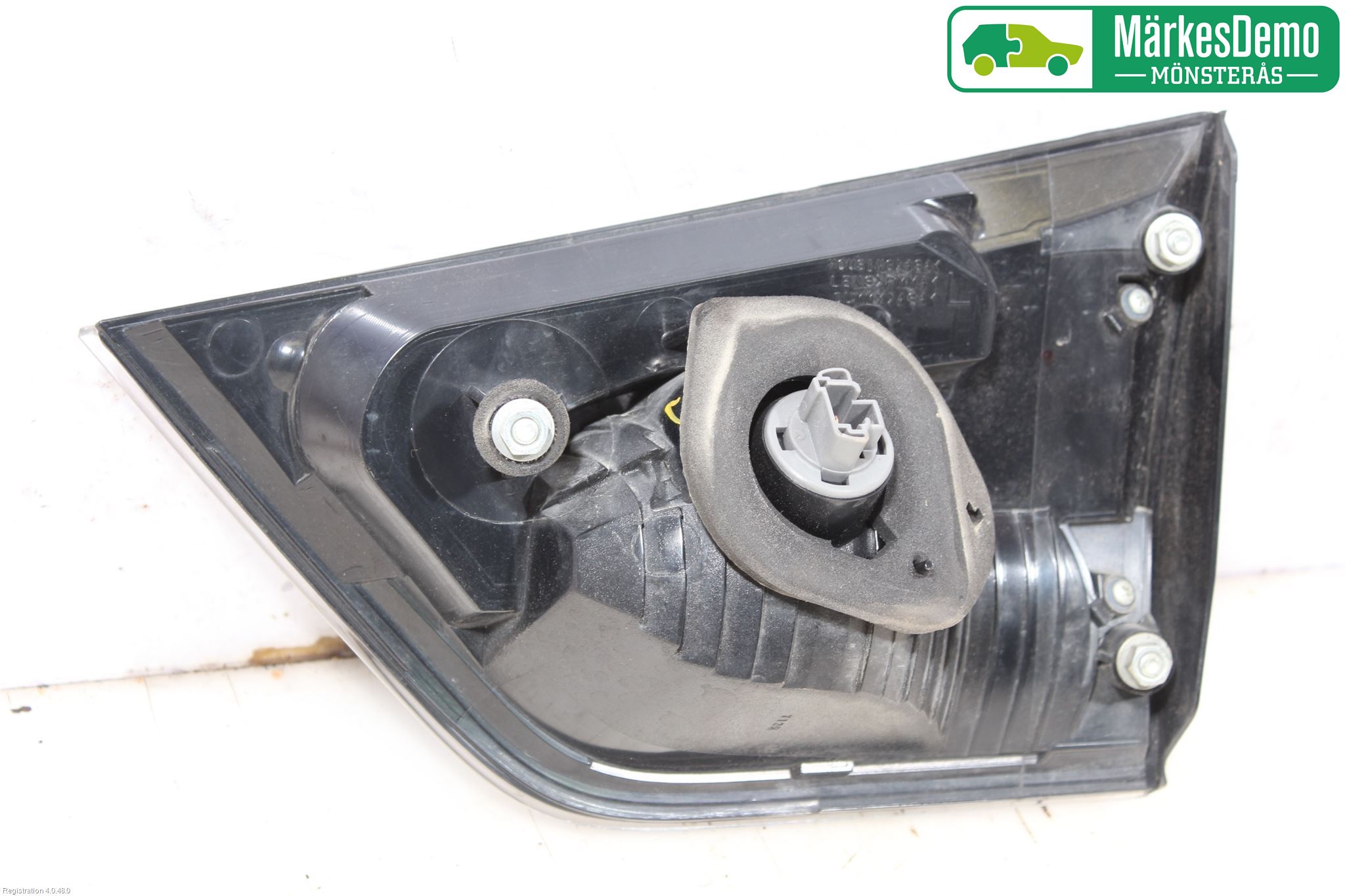 Mitsubishi OUTLANDER 07-12 Bakljus Lucka Vä