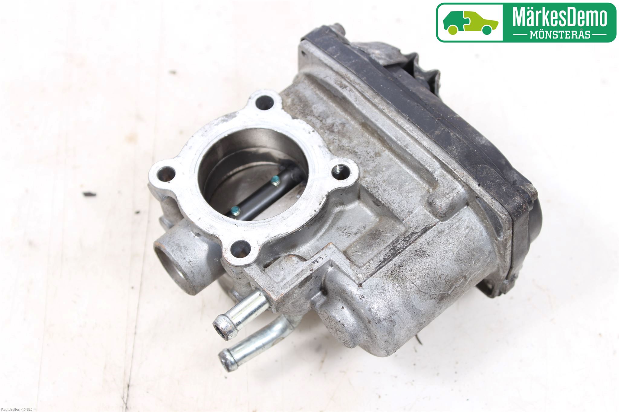 Mitsubishi SPACE STAR 13- Injspjällhus