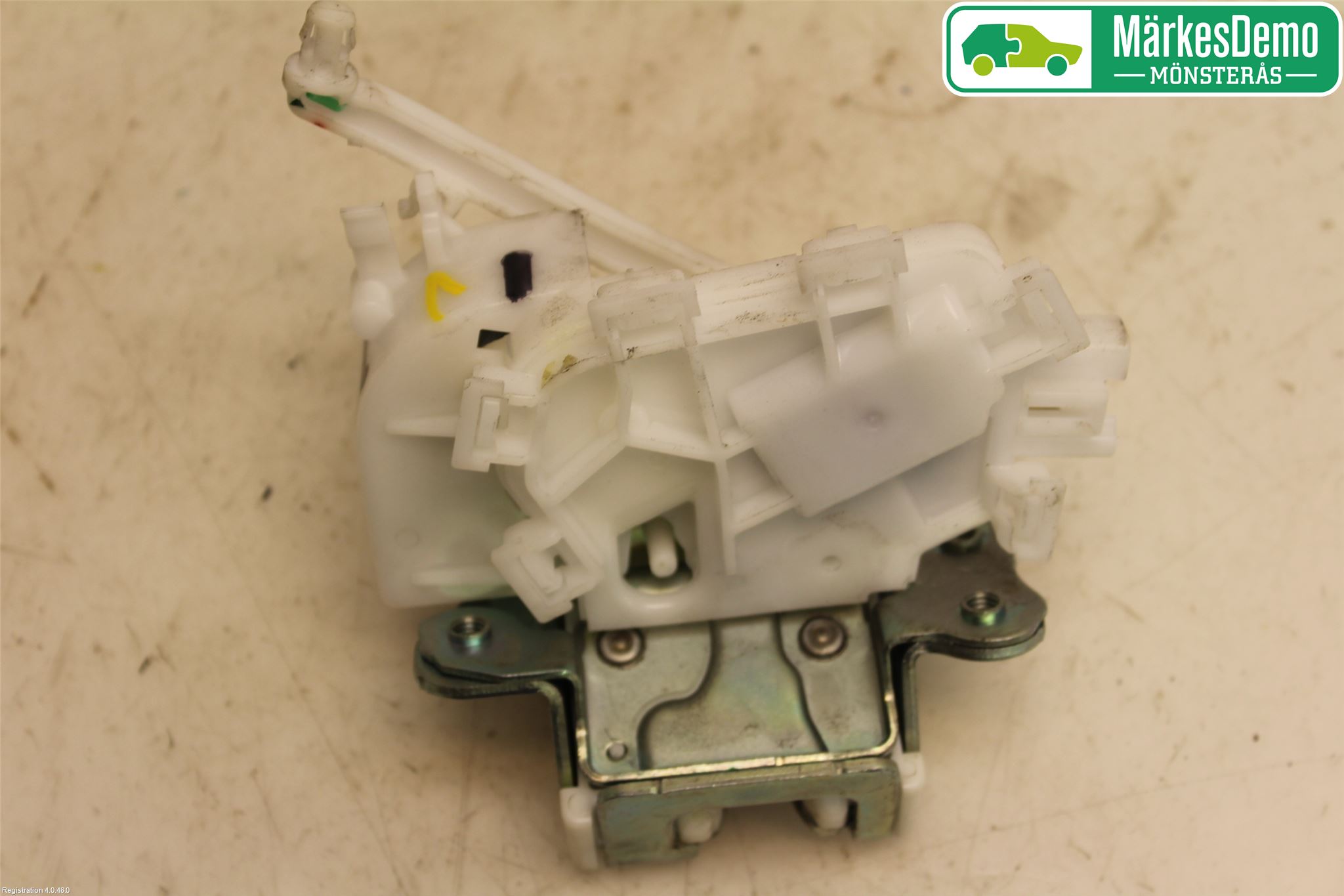 Mitsubishi SPACE STAR 13- Låskista Baklucka