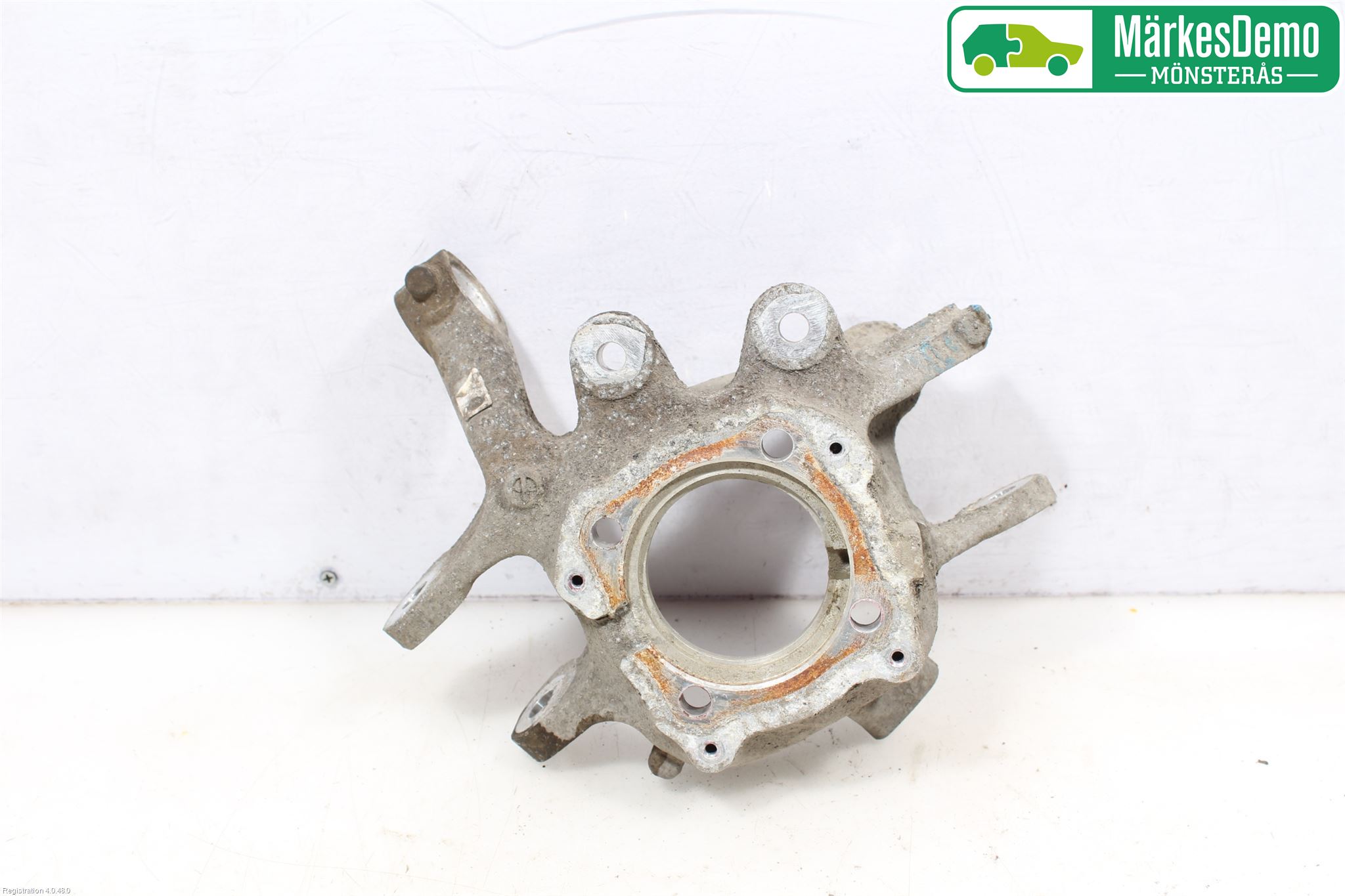 BMW 5 F10/F11/F18 09-17 Hjullagerhus Bak Hö