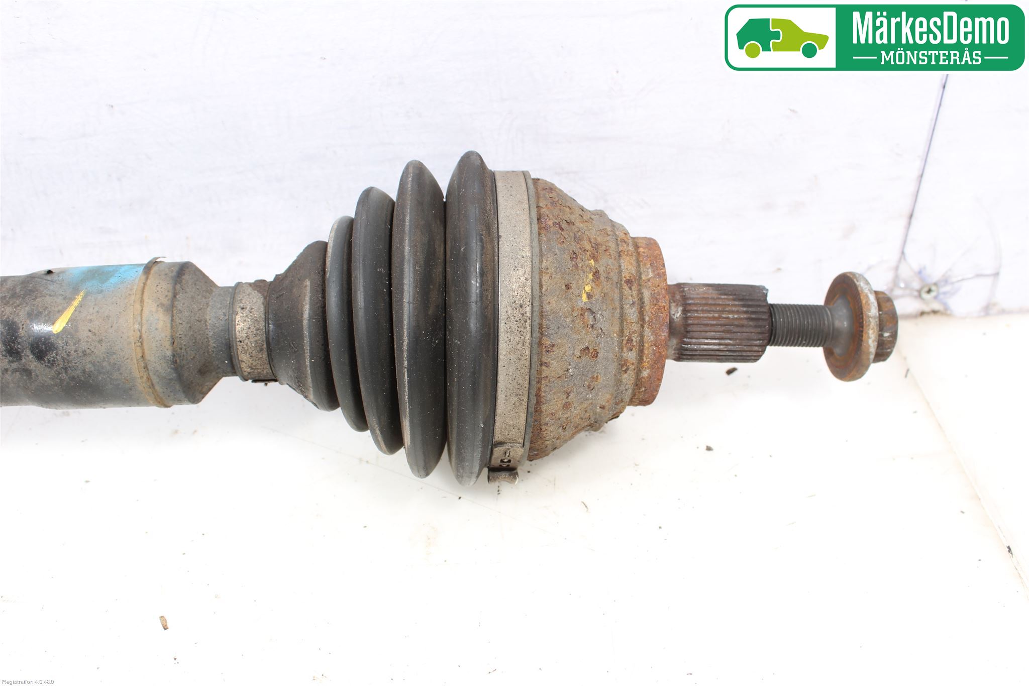 Skoda SUPERB 09-15 Drivaxel Fram Höger
