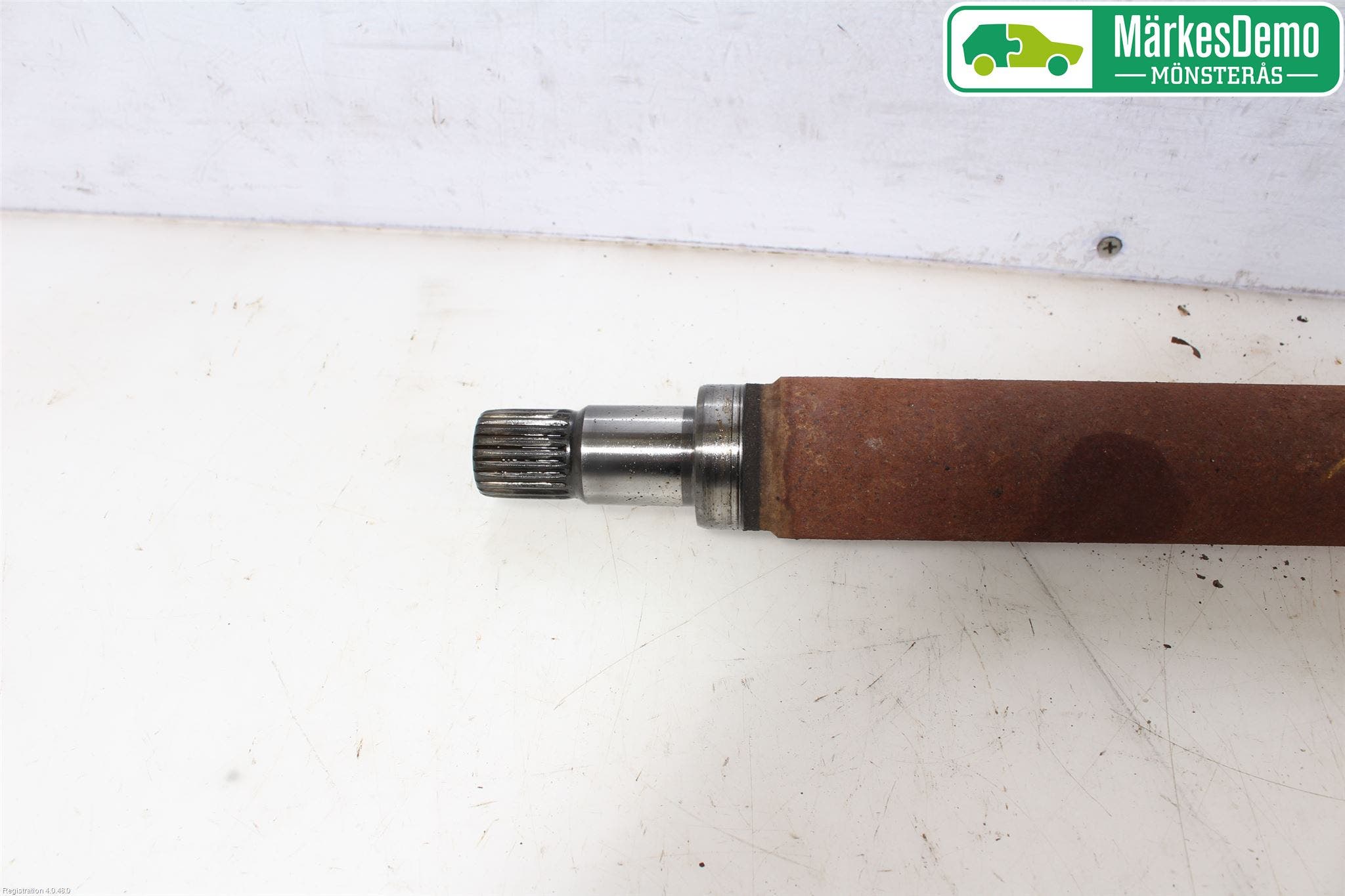 Ford FOCUS 08-11 Drivaxel Fram Höger