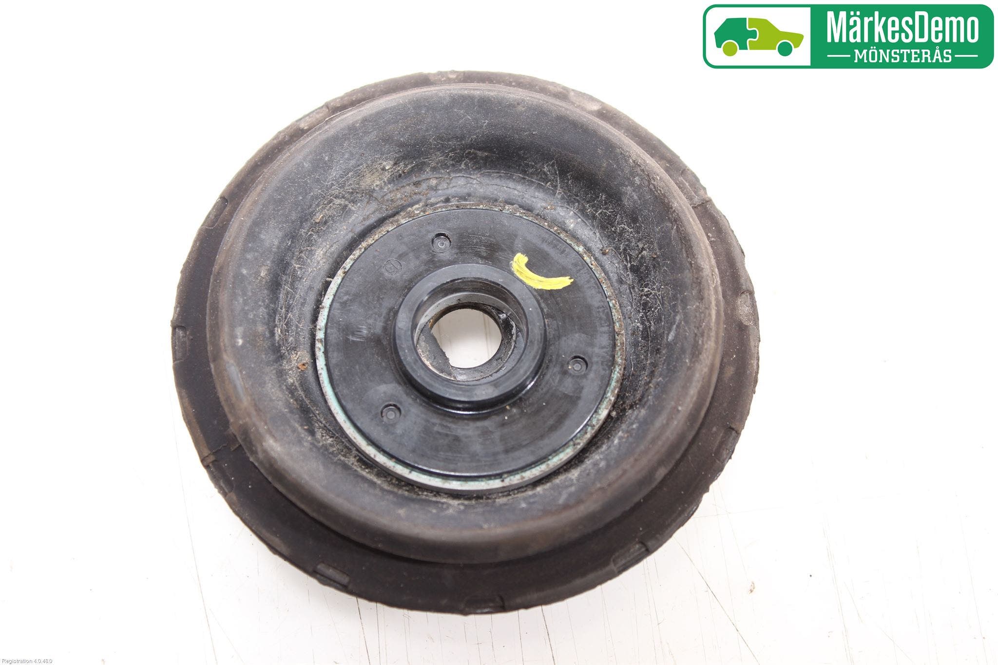 Kia RIO 12-16 Fjäderbenslager Fram