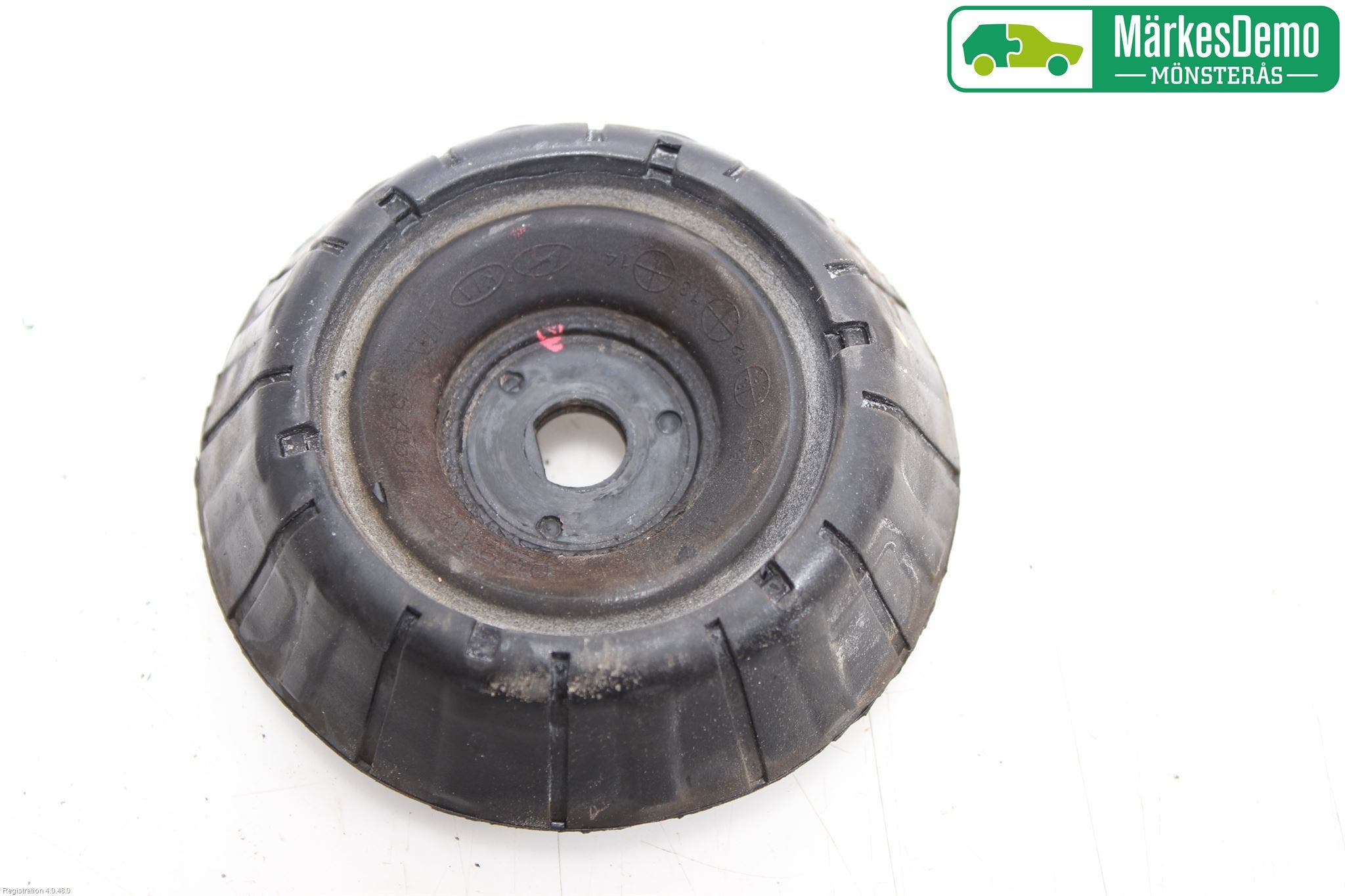 Kia RIO 12-16 Fjäderbenslager Fram