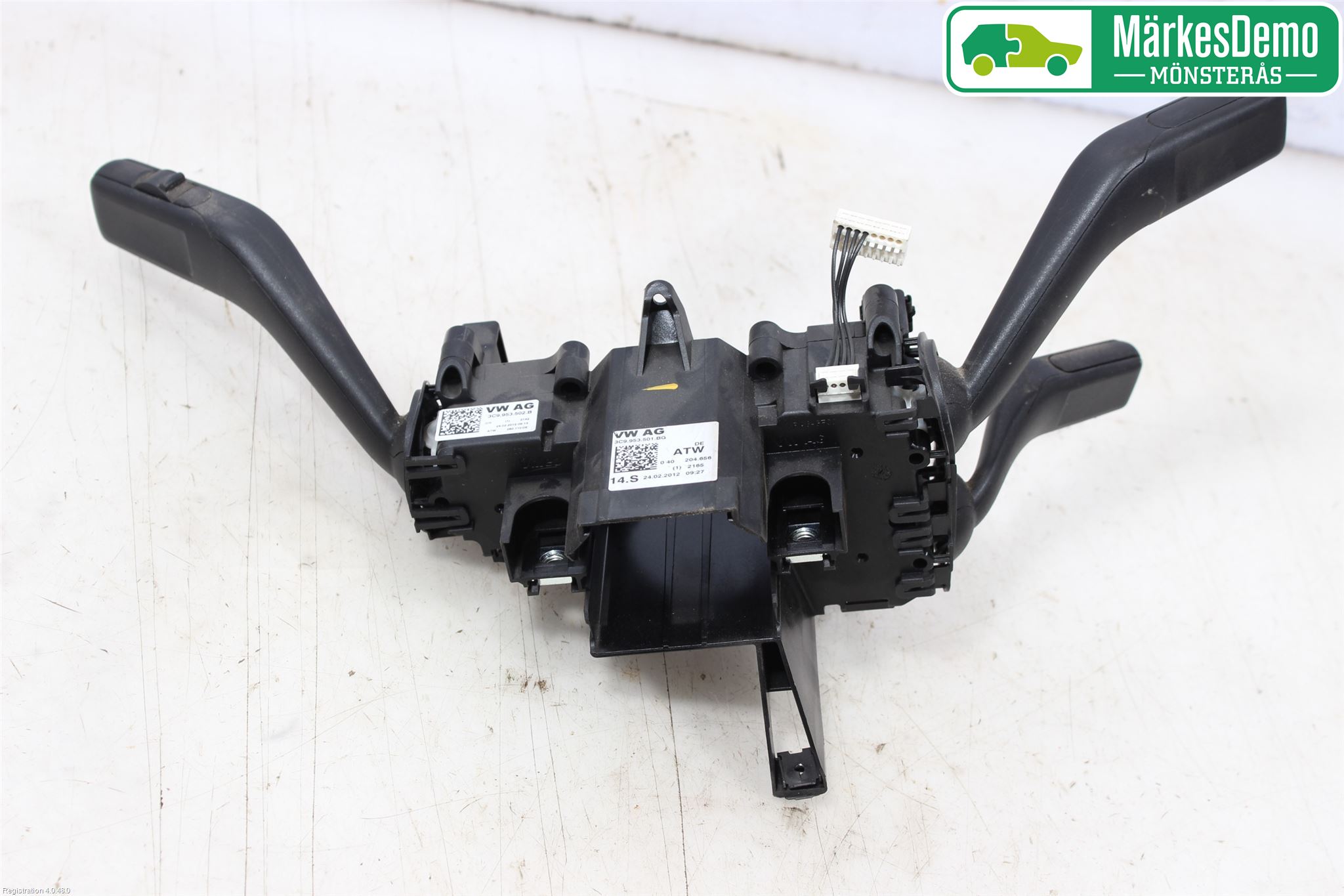 Volkswagen VW PASSAT 11-14 Spakcentral