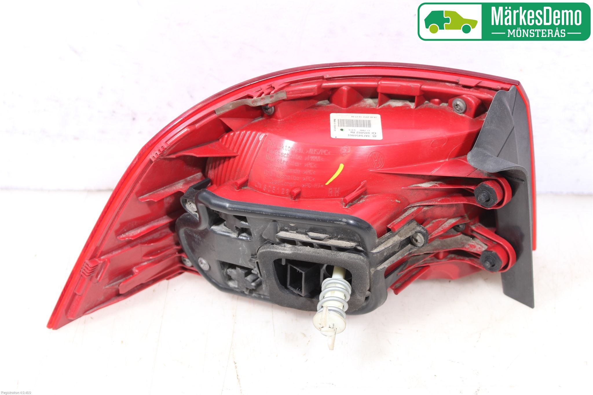 Volkswagen VW PASSAT 11-14 Bakljus Höger