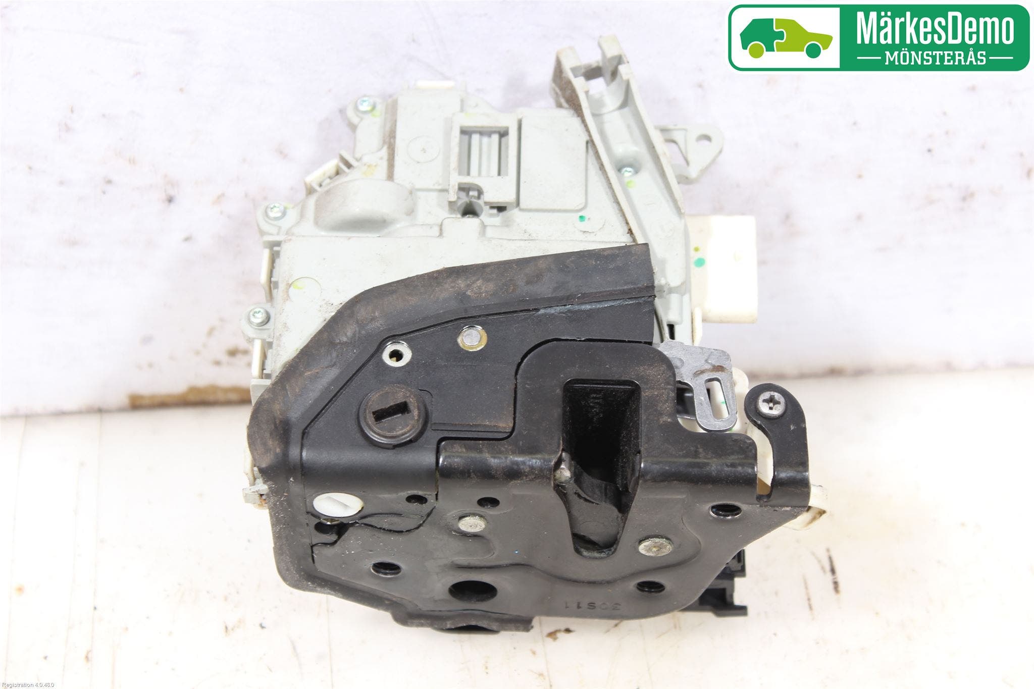 Audi A4/S4 08-11 Låskista-Dörrlås