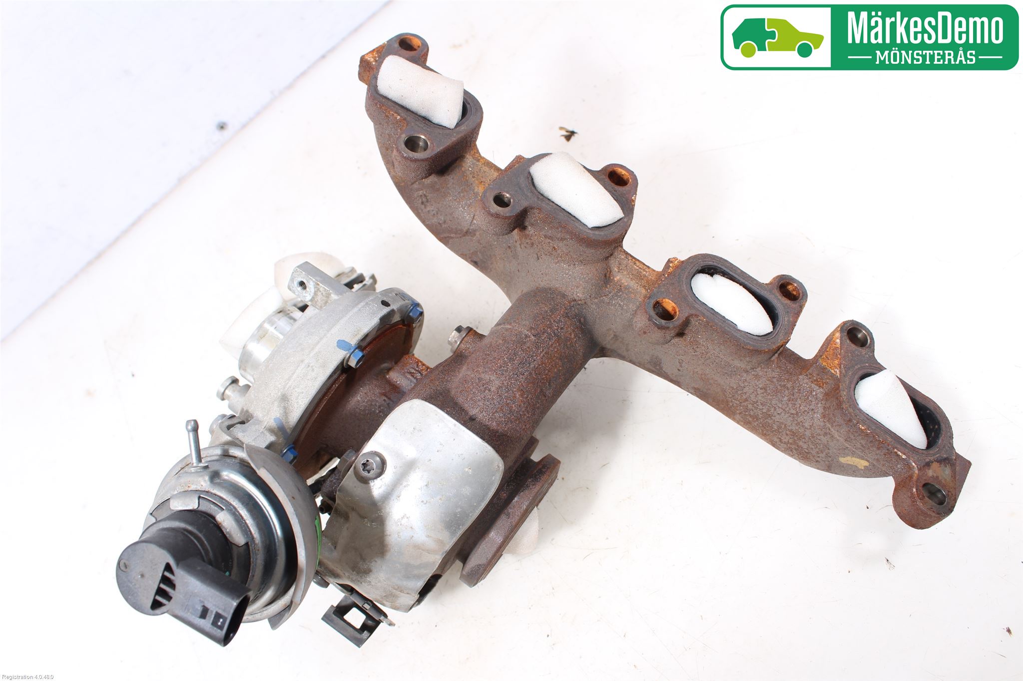 Volkswagen VW GOLF VI 09-13 Turboaggregat