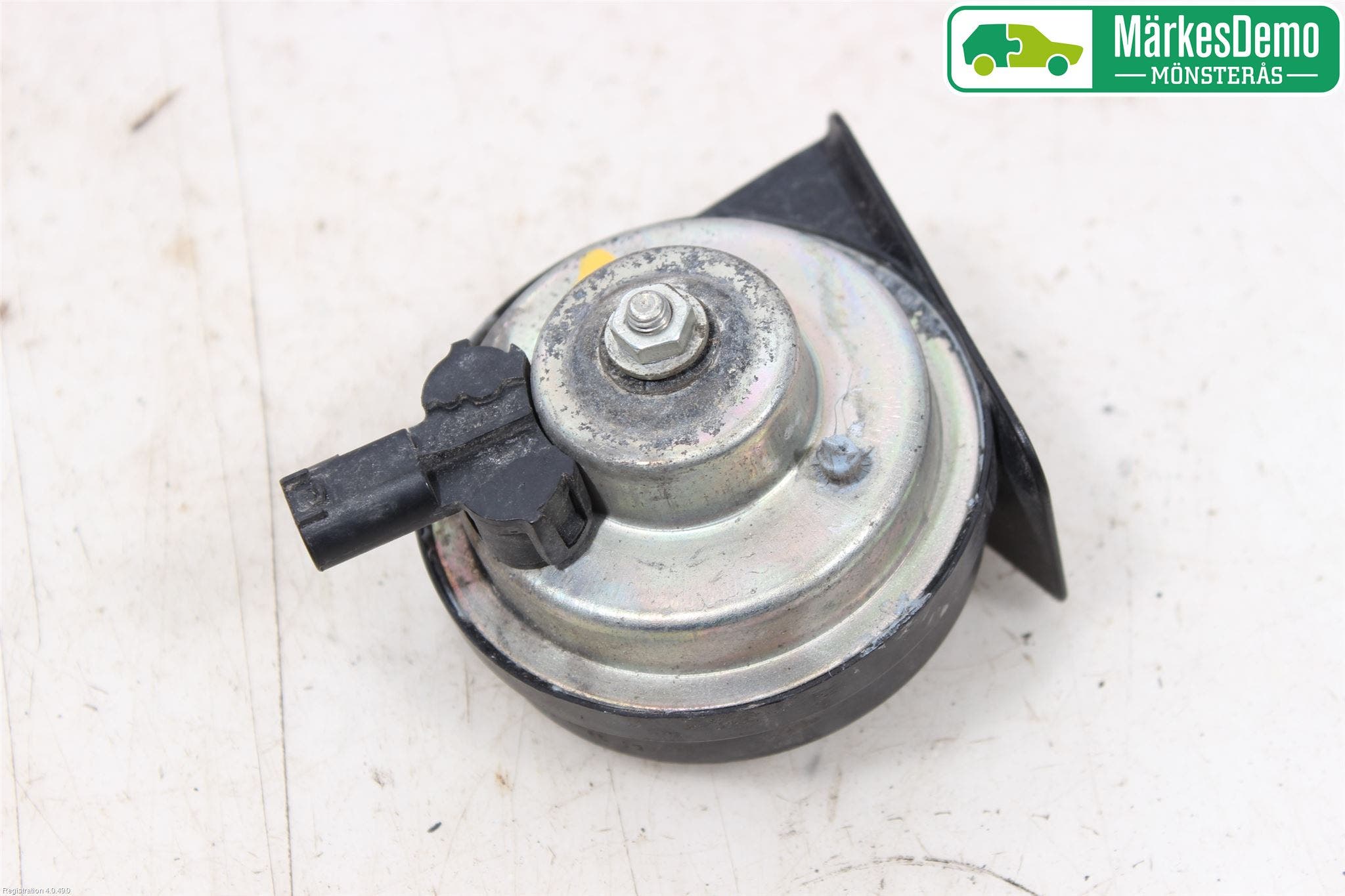 BMW 3 E90/91 SED/TOU 05-12 Signalhorn