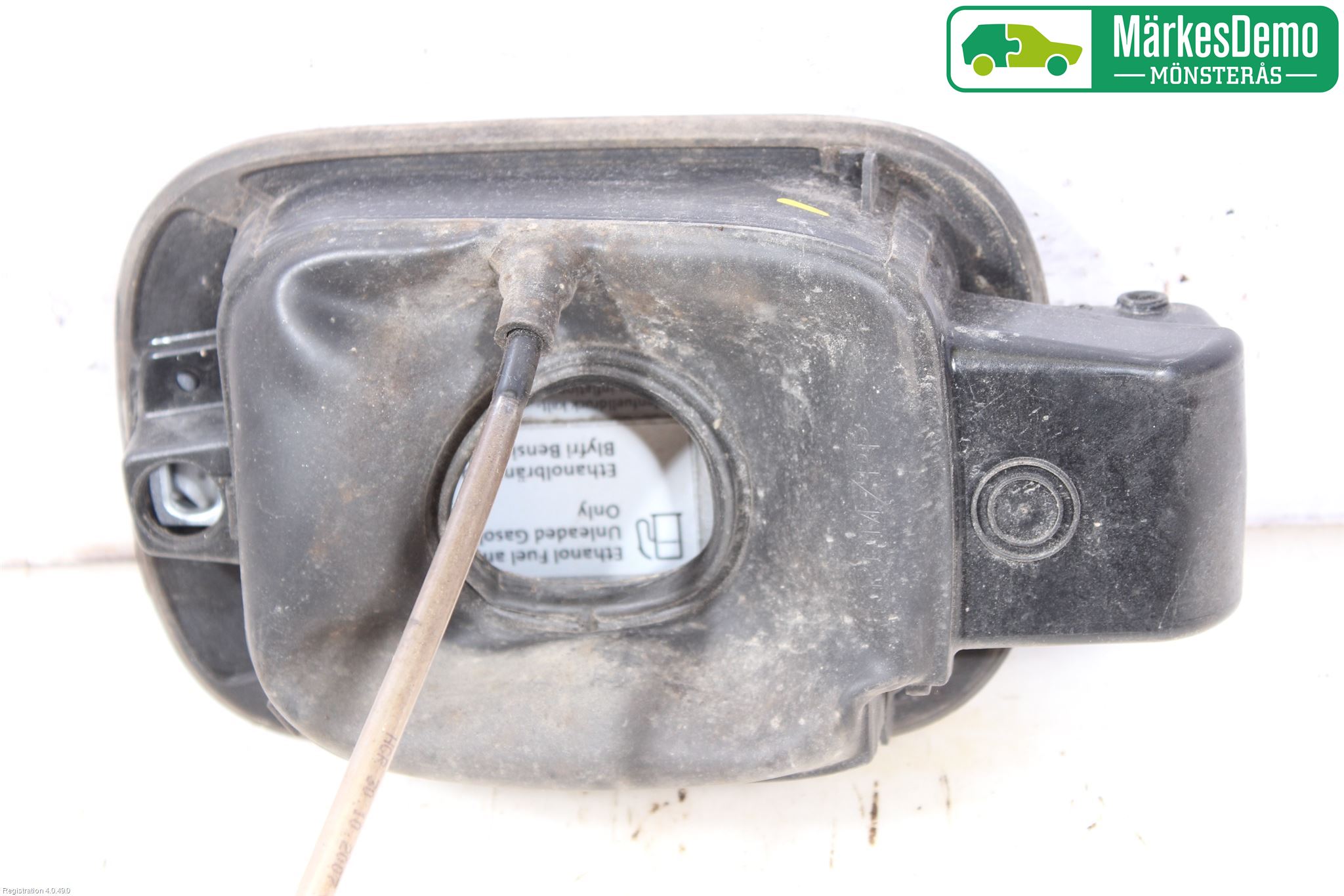 Volkswagen VW GOLF V 04-09 Tanklucka