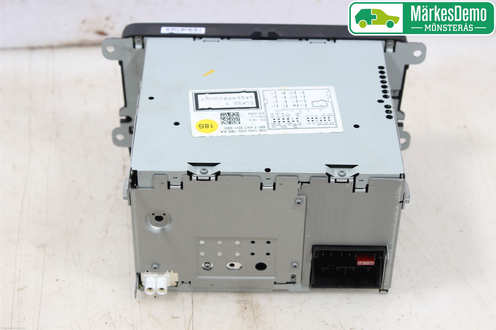 Volkswagen VW GOLF VI 09-13 Radio