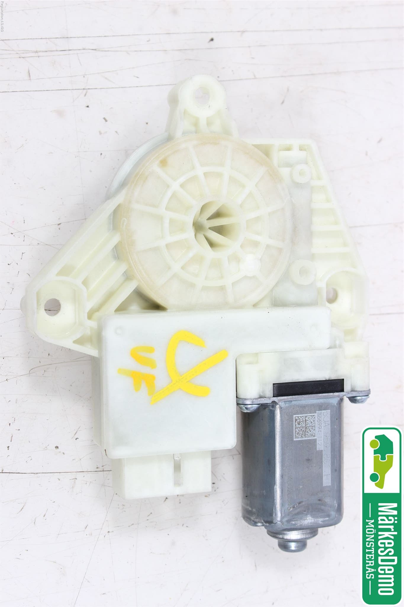 Skoda RAPID Fönsterhissmotor