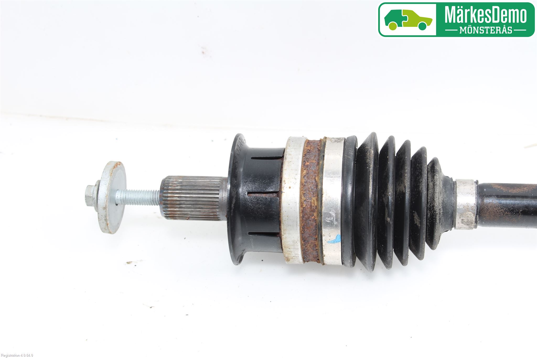 Volvo XC70 14-16 Drivaxel Bak Höger