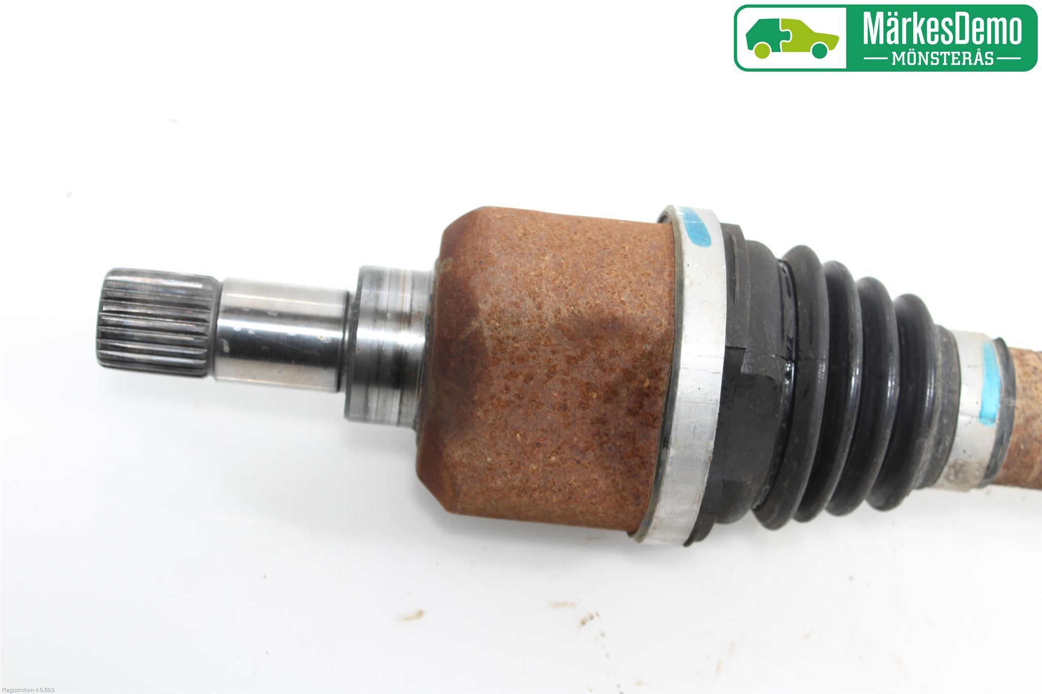 Peugeot PARTNER 08-15 Drivaxel Fram Vänster