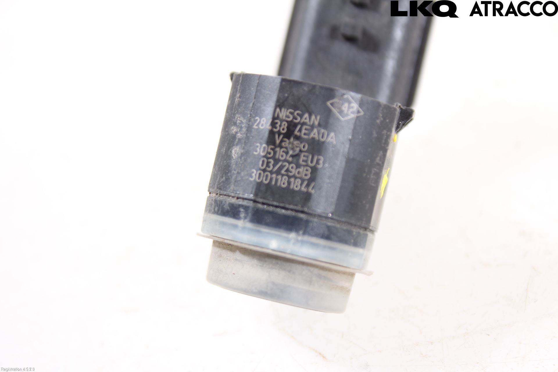 Nissan QASHQAI 14-17 Parkeringshjälp Frontsensor