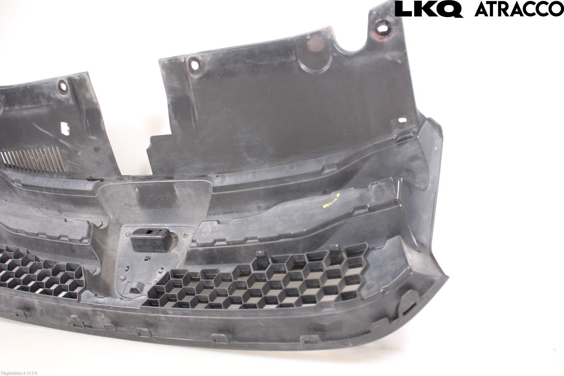 Dacia SANDERO/STEPWAY 13-20 Grill Komp