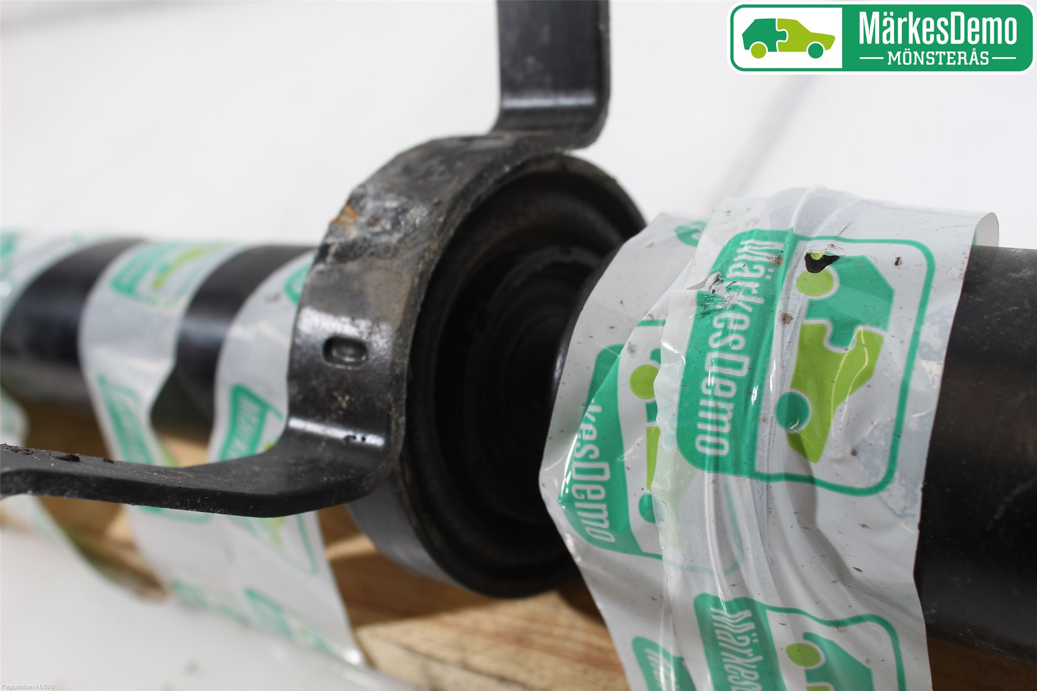 Audi A4 12-15 Mellanaxel Komp