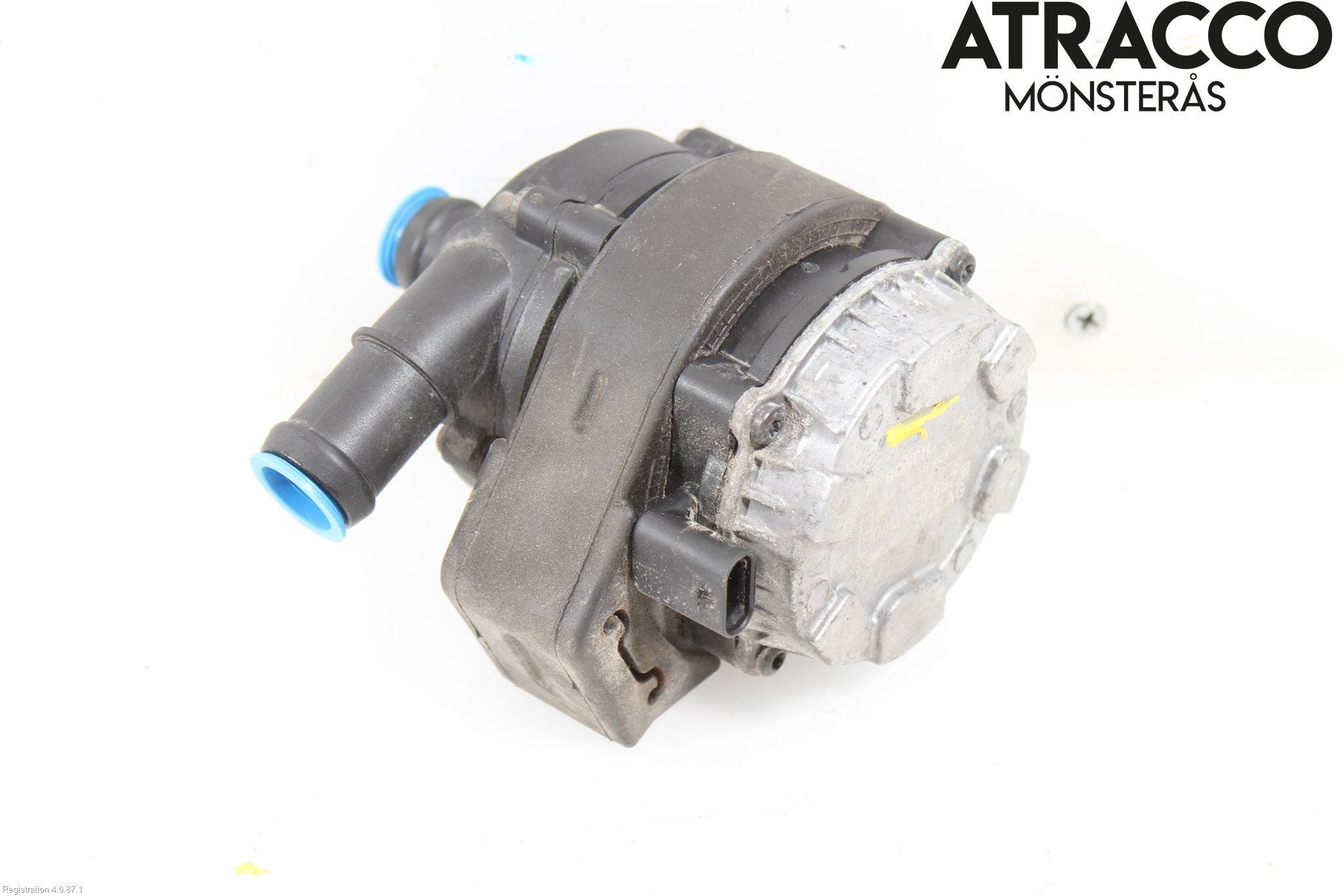 Volkswagen VW PASSAT 15-19 Vattenpump