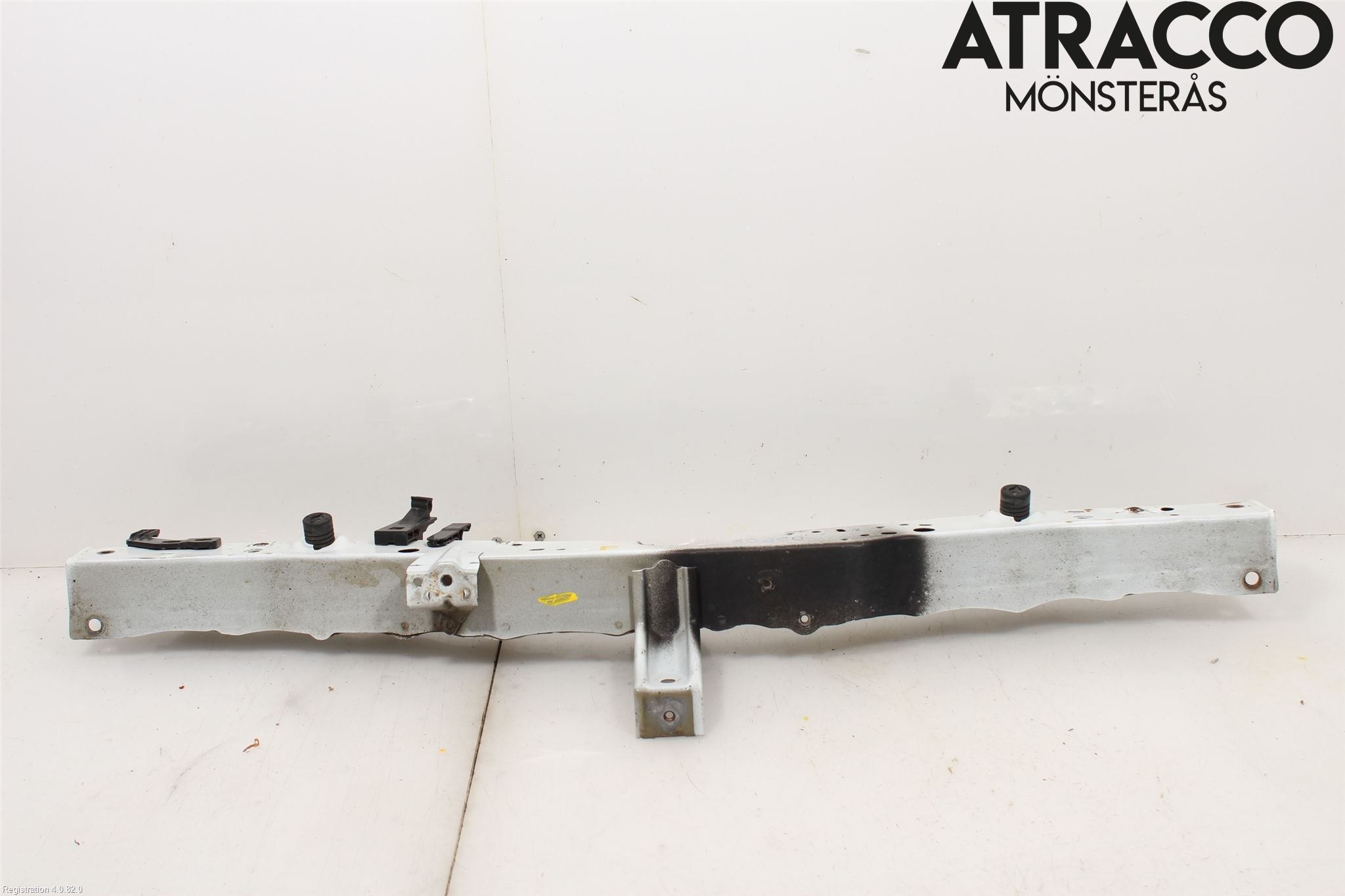 Toyota AVENSIS 09-15 Front Huvlåsplåt-Balk