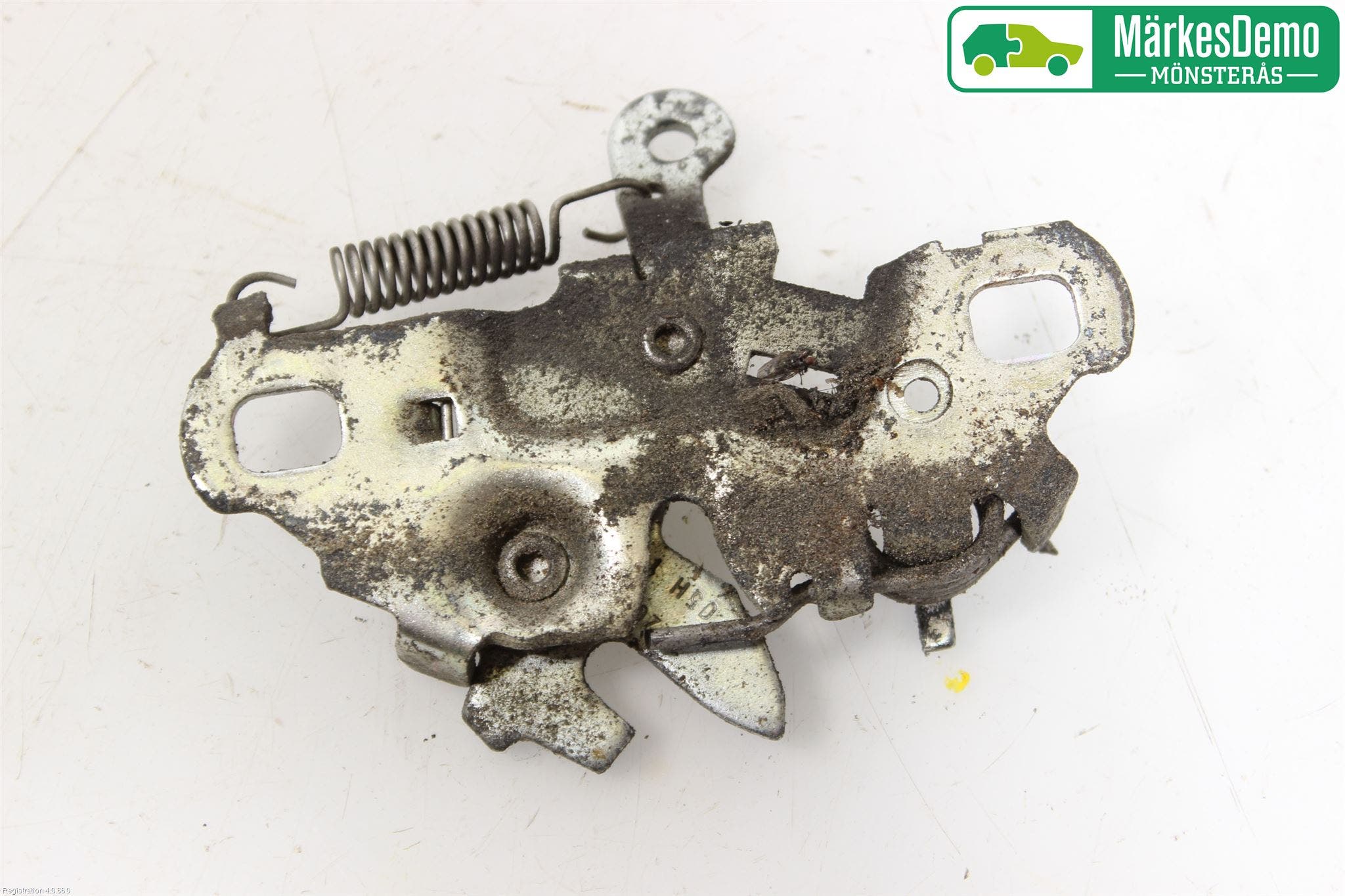 Peugeot 2008 13-20 Huvlås