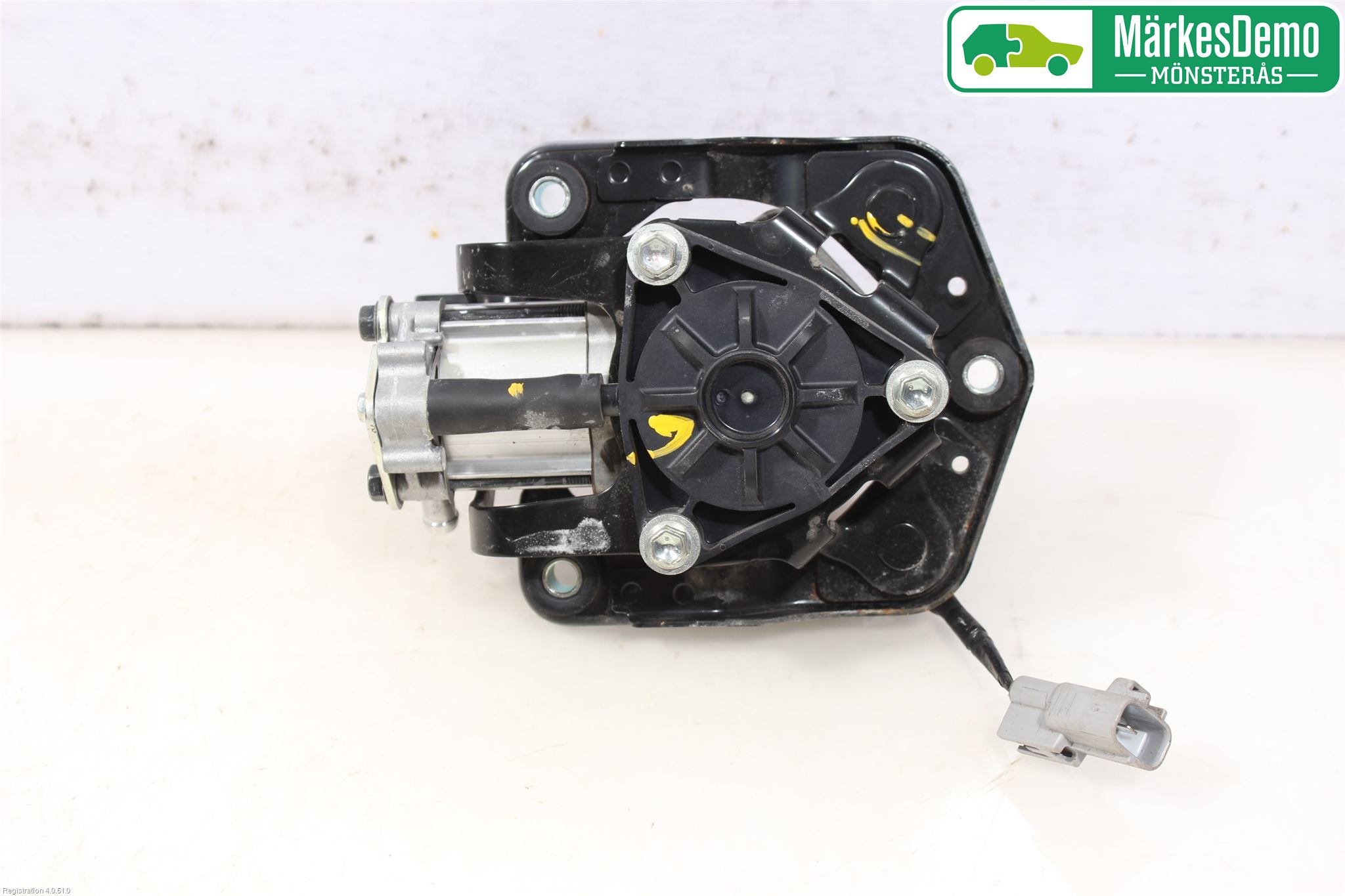 Mitsubishi OUTLANDER 13-21 Vakuumpump