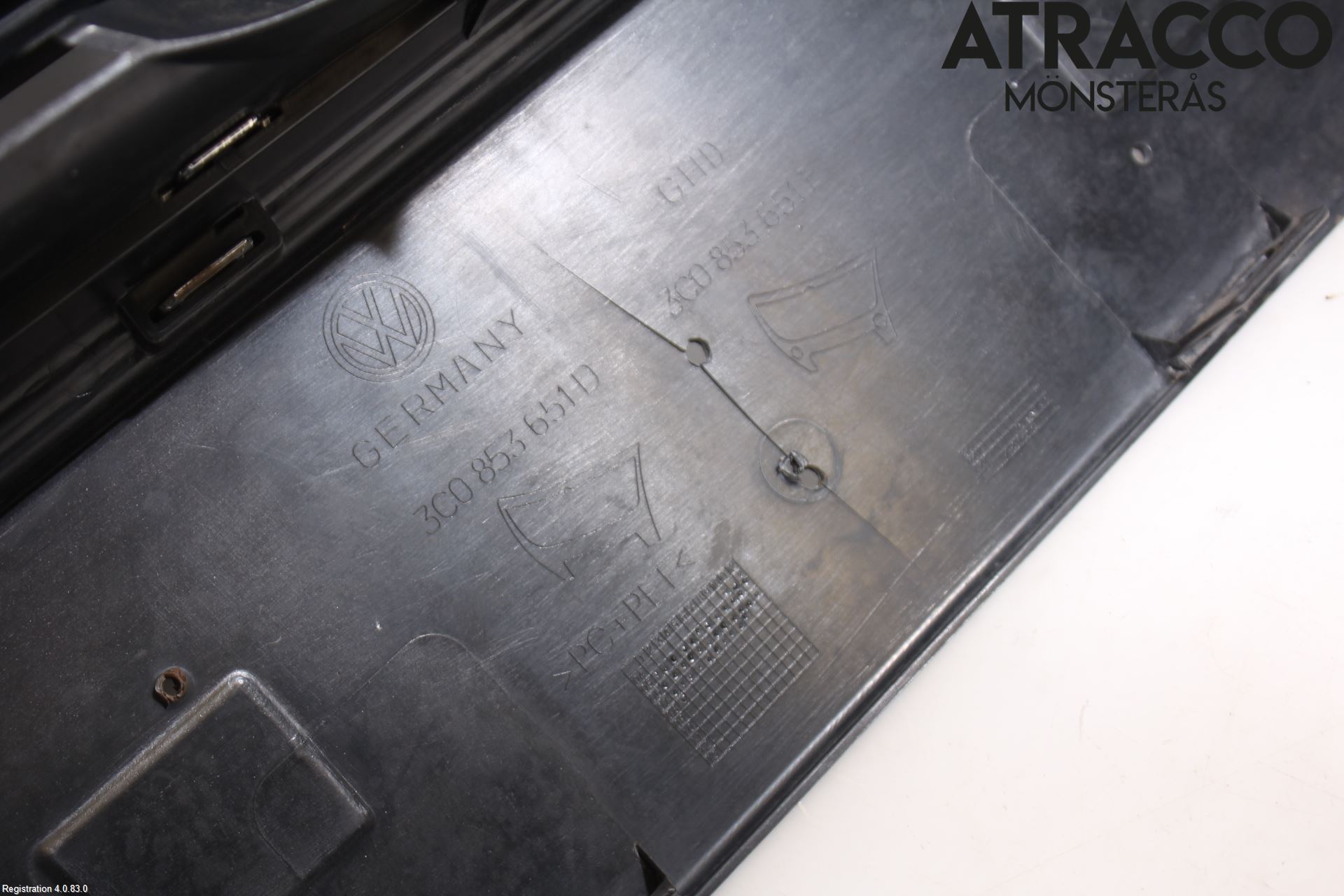 Volkswagen VW PASSAT 05-11 Grill Komp