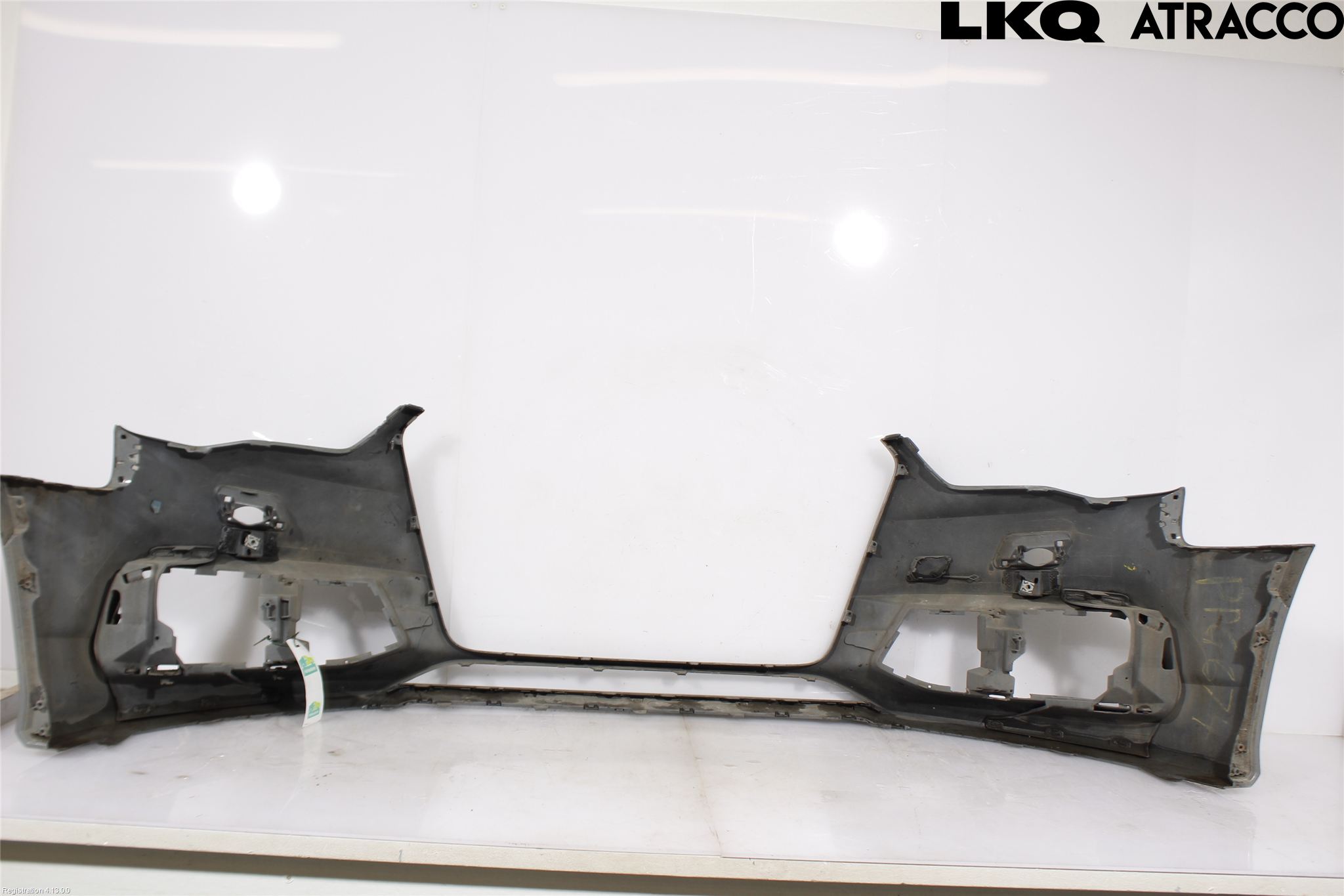 Audi A3/S3 8V 13-20 Stötfångarbeklädnad Fram