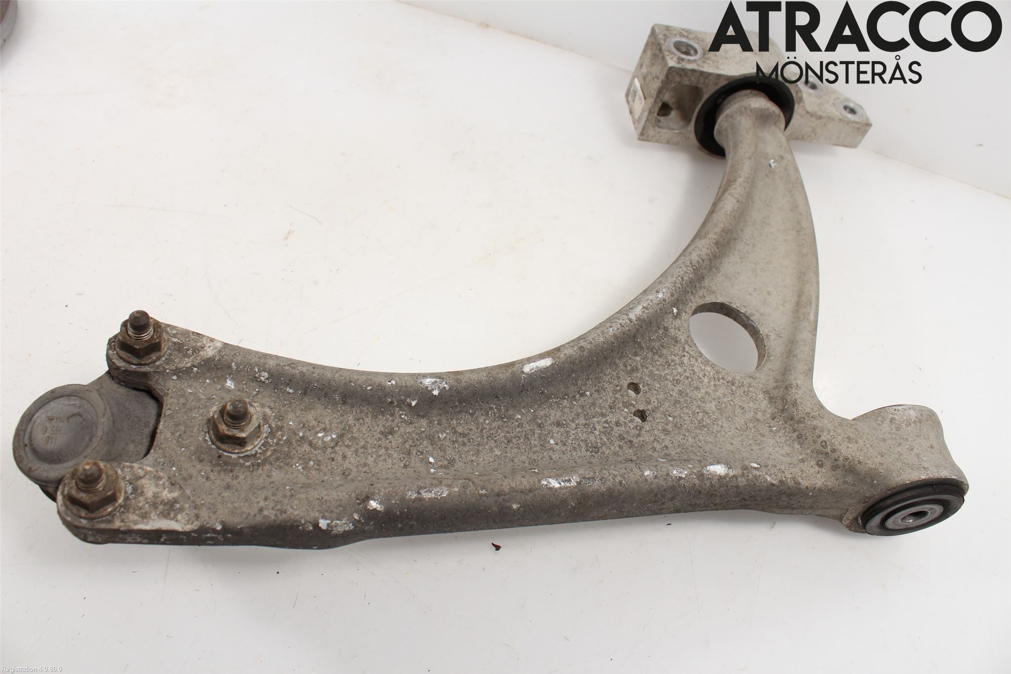 Audi Q3 8U 12-18 Bärarm Fram Undre Vä