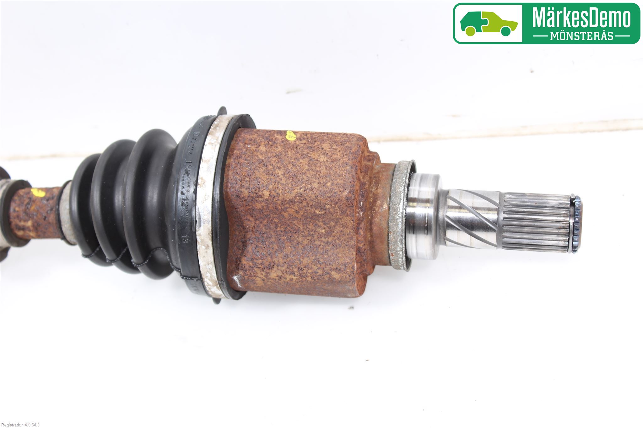 Nissan NV200/NV200 COMBI Drivaxel Fram Vänster