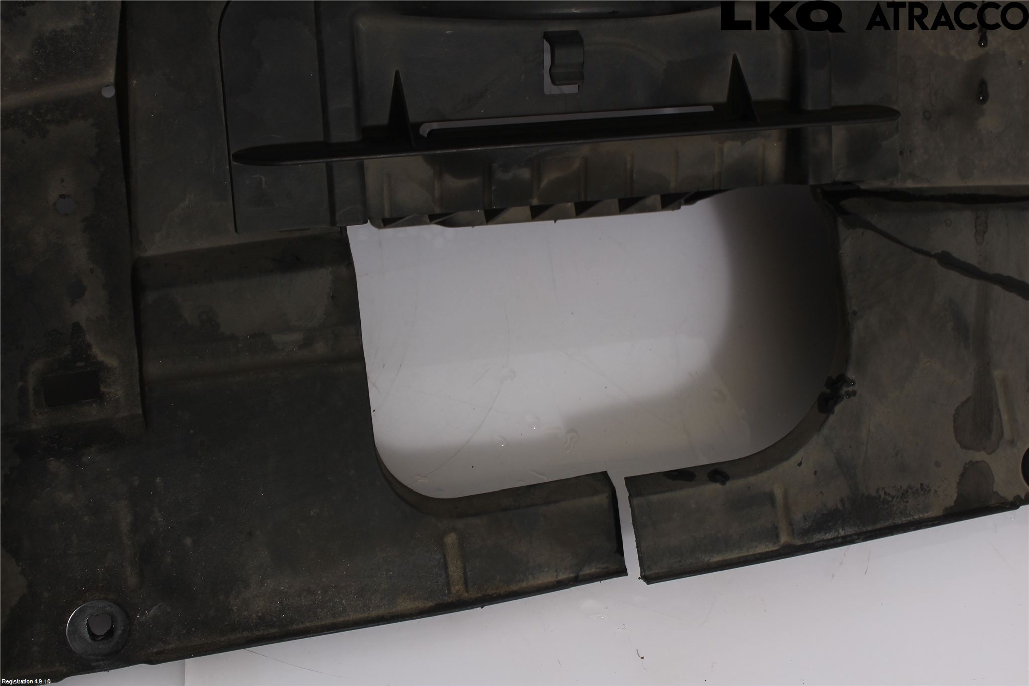 Opel VIVARO 15-19 Grill Komp