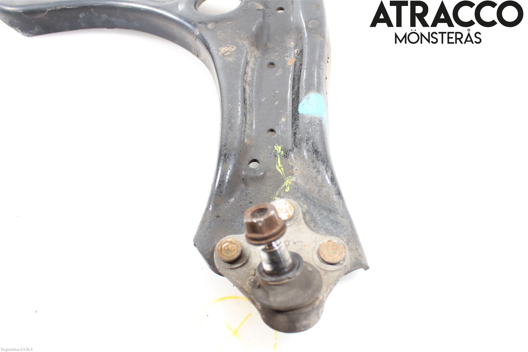 Audi A1/S1 11-18 Bärarm Fram Undre Hö