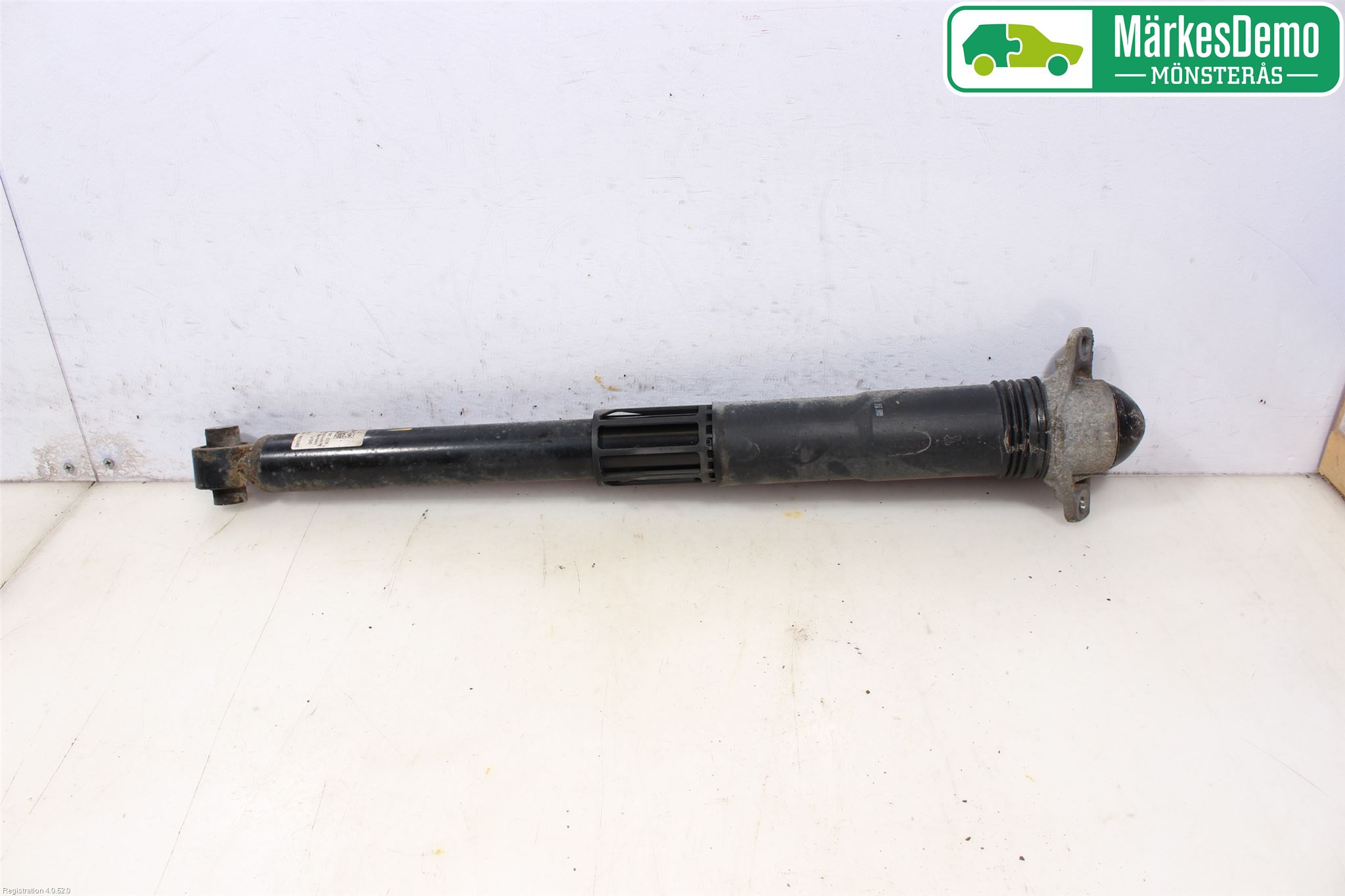 Volkswagen VW PASSAT 15-19 Stötdämpare Bak