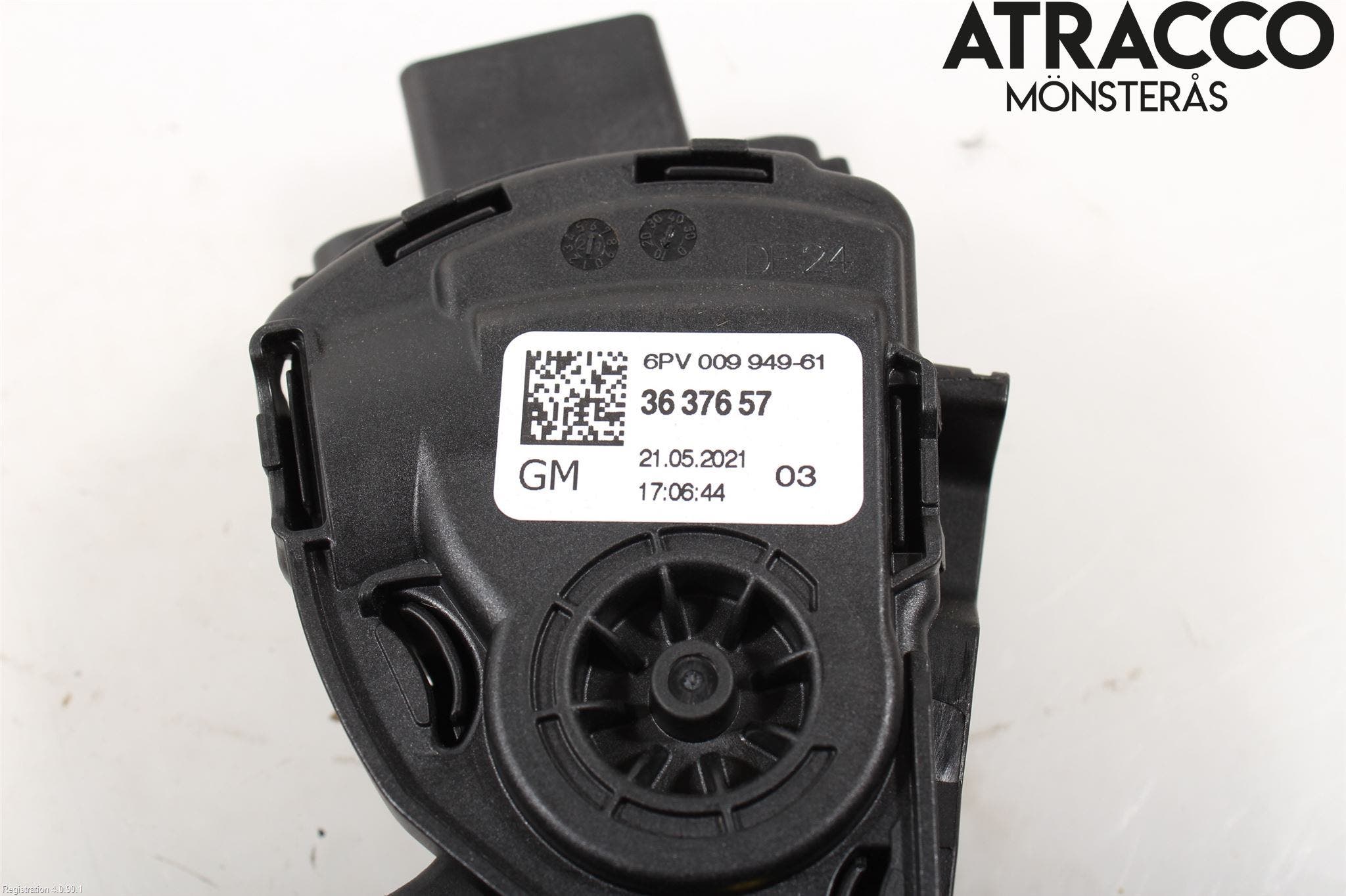 Opel CROSSLAND X 18- Gaspedal