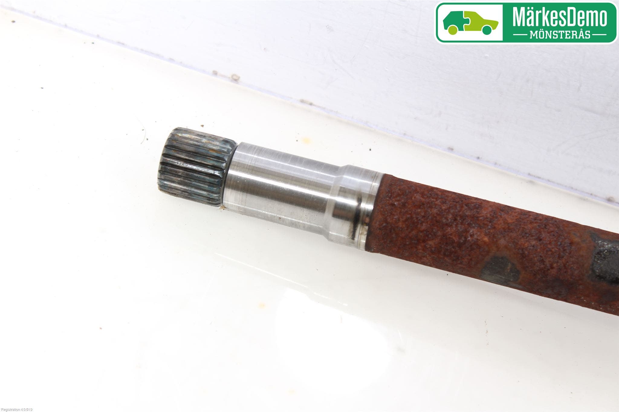 Peugeot 308 08-13 Drivaxel Fram Höger