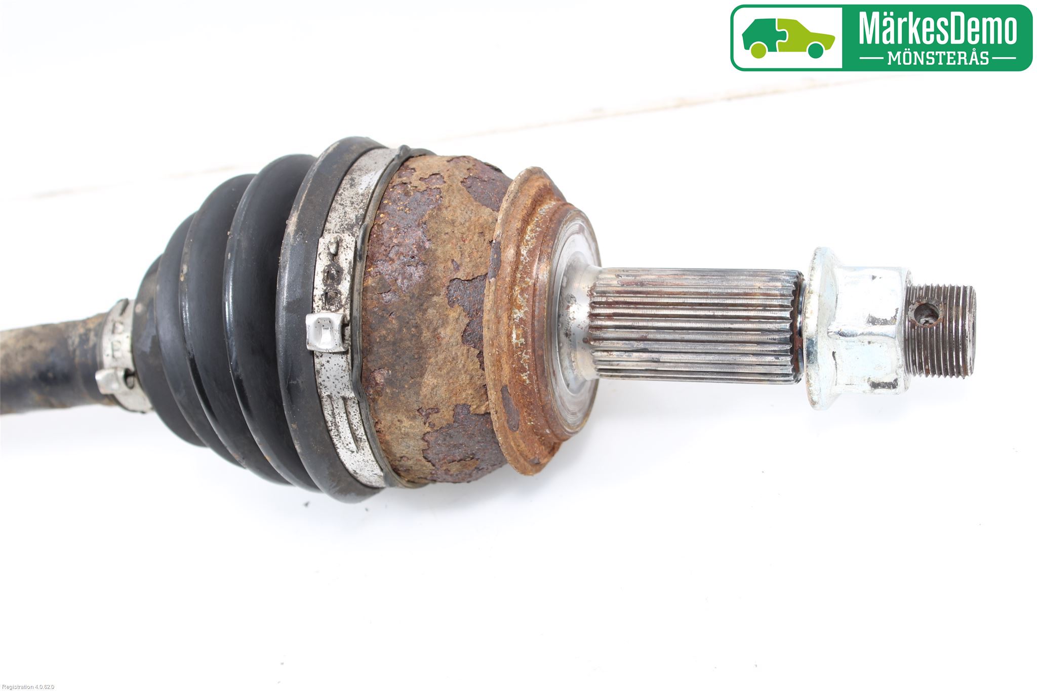 Nissan QASHQAI 14-17 Drivaxel Fram Vänster