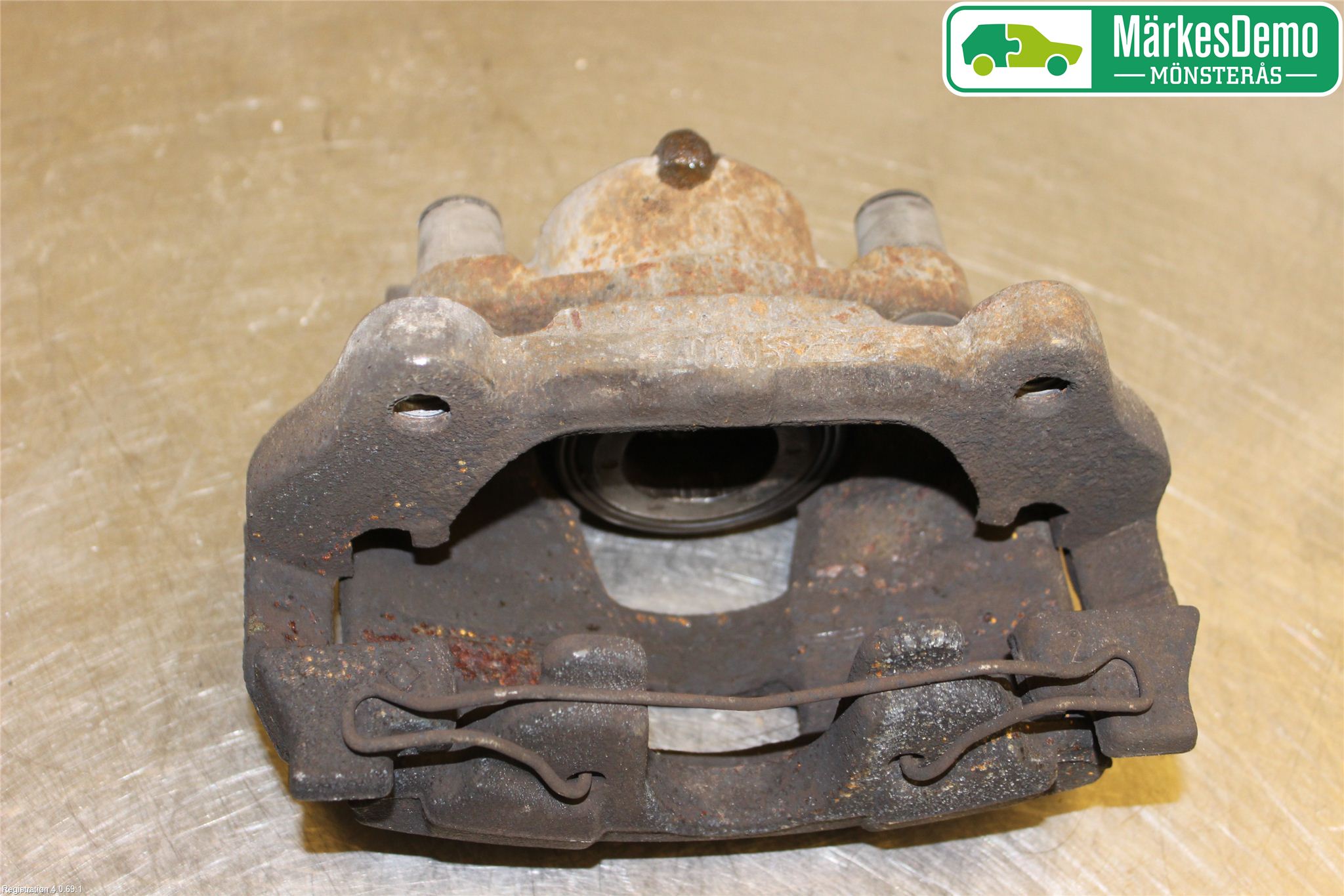 Saab 9-3 VER2/VER3 08-15 Bromsok Fram Vänster